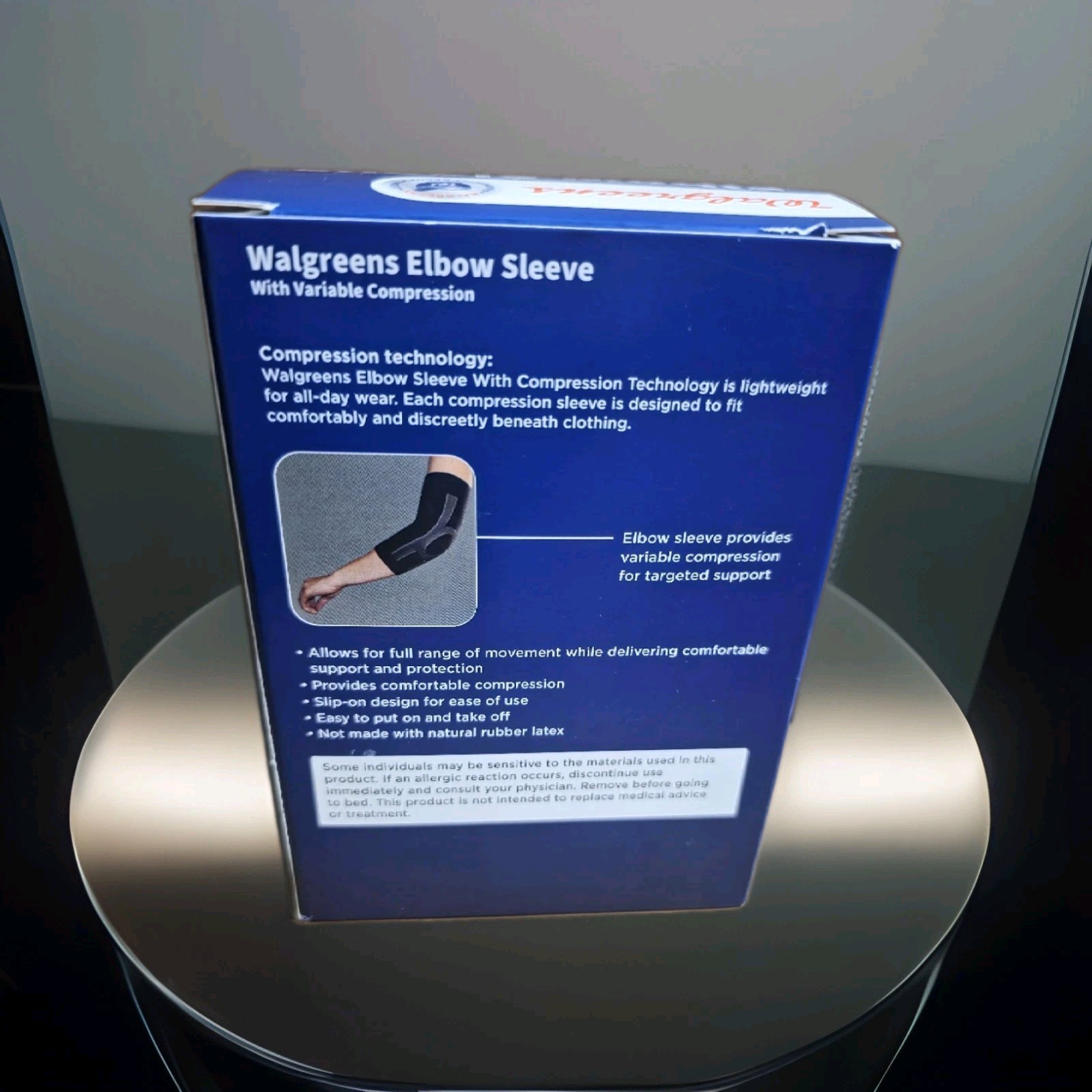 Elbow Sleeve w/ Variable Compression Moderate Support. 1 Elbow Sleeve Size: S/M