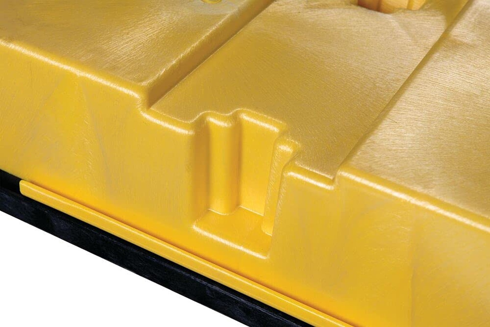 Eagle 2 Drum Spill Platform with Drain and Forklift Pockets, 26.25″x51″x6.5″,…