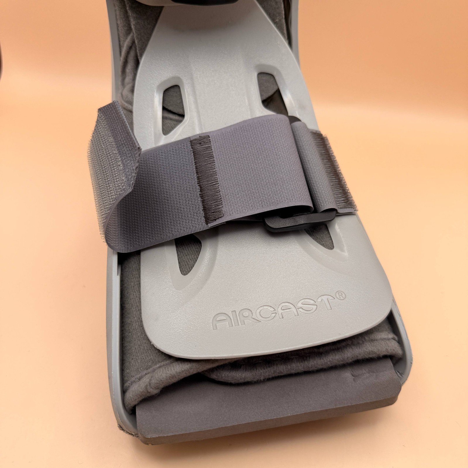 Aircast AirSelect Gray Standart, Size M, Walker Brace/Walking Boot, SCUFFED TOE