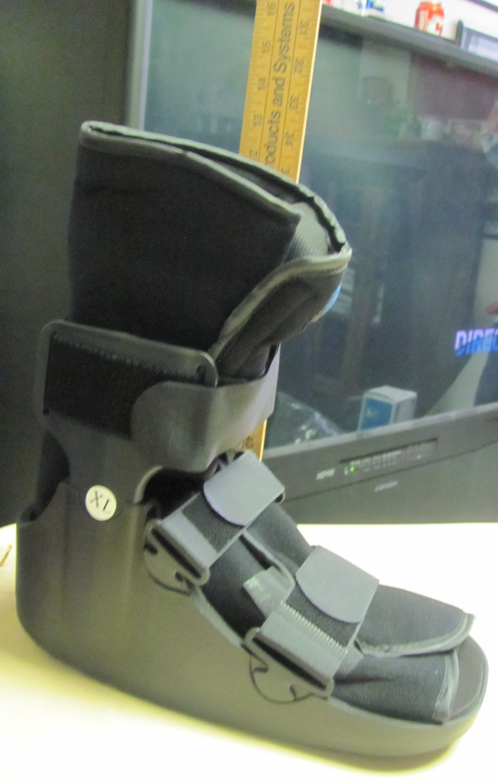 Aryse Regular Air-Lined Walking Boot – XL (New)