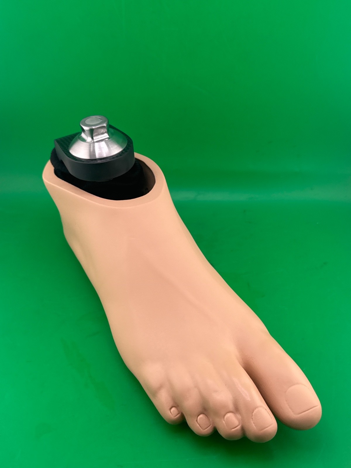 Proteor freedom Highlander prosthetic foot. Size 28. Category 6. Mint condition.