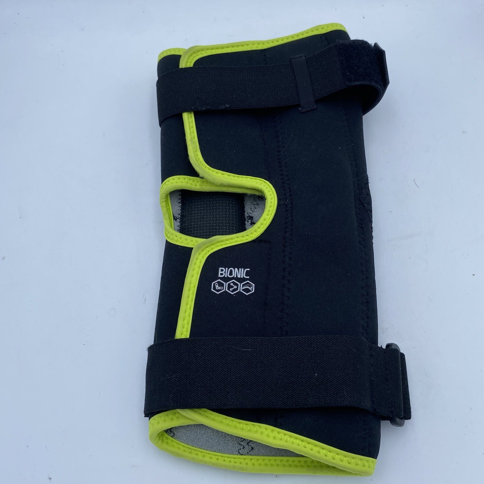 DonJoy Performance Bionic Comfort Hinged Knee Brace Size S/M Small / Medium