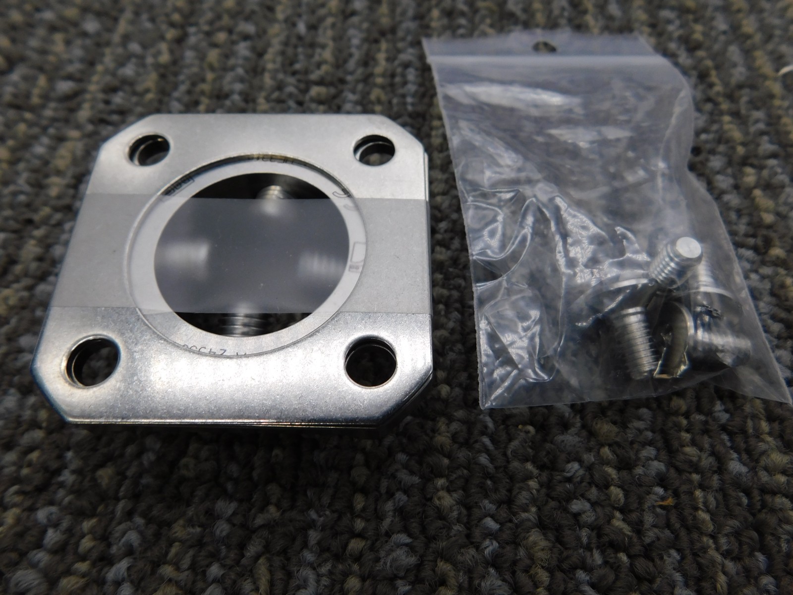 NEW Össur 4 Hole Female Pyramid + ROTATION Prosthetic Part A-245300