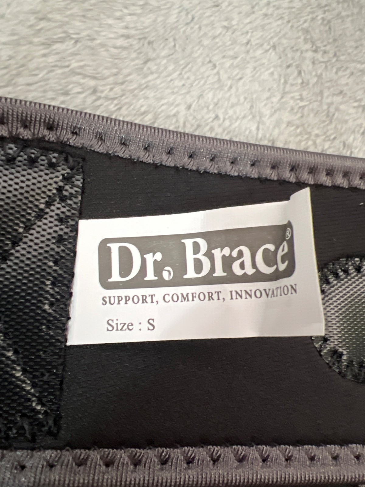 Dr. Brace Professional Knee Brace w/ Stabilizers & Gel Pad Support Flexibility