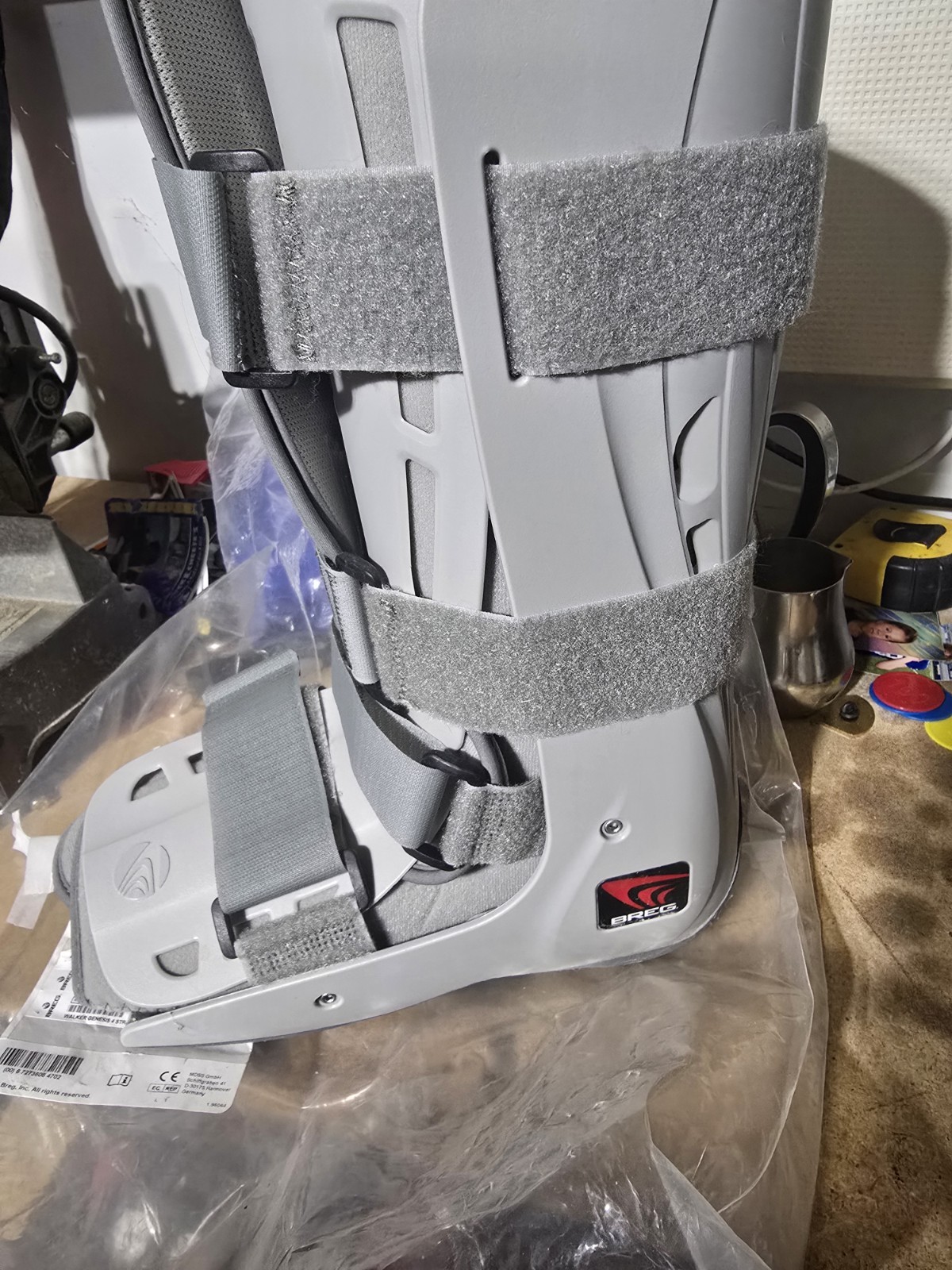 Breg BL514005 Genesis 4 Strap Tall Walker Size Medium