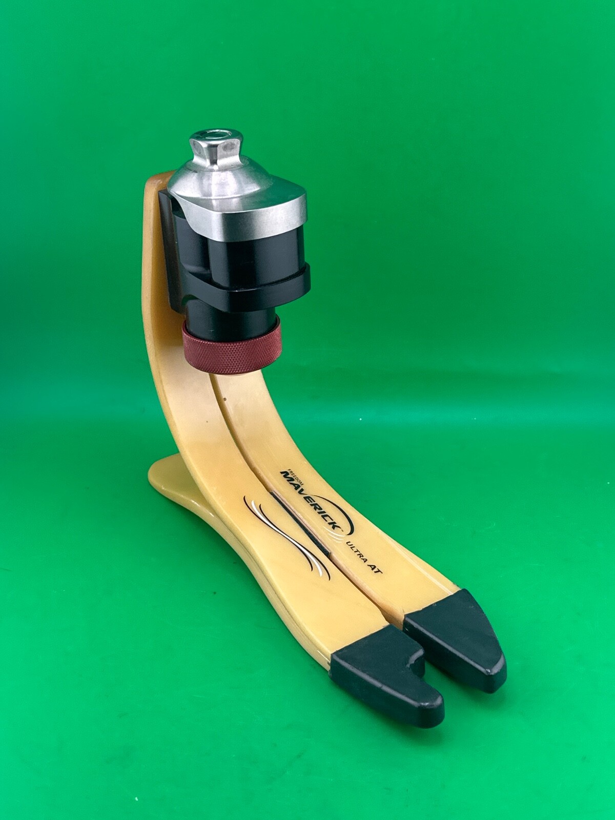 Freedom Maverick shockwave Xtreme prosthetic foot Size 27 Category 5 Excellent