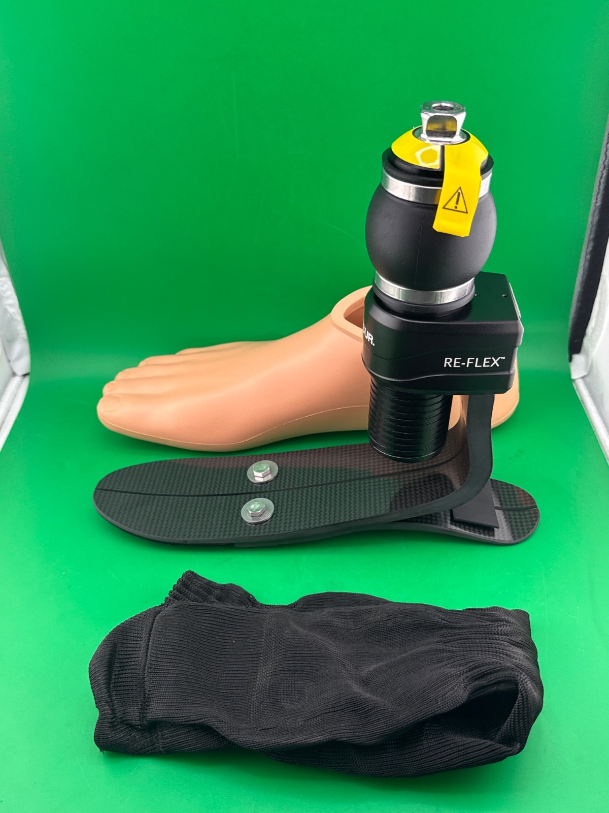 Ossur reflex re-flex shock prosthetic foot. New. Category 5. Size 27. Right