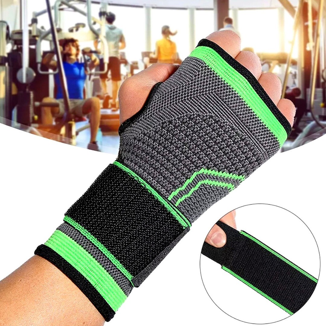 Wrist Hand Brace Support Carpal Tunnel Sprain Arthritis Gym Splint Right / Left