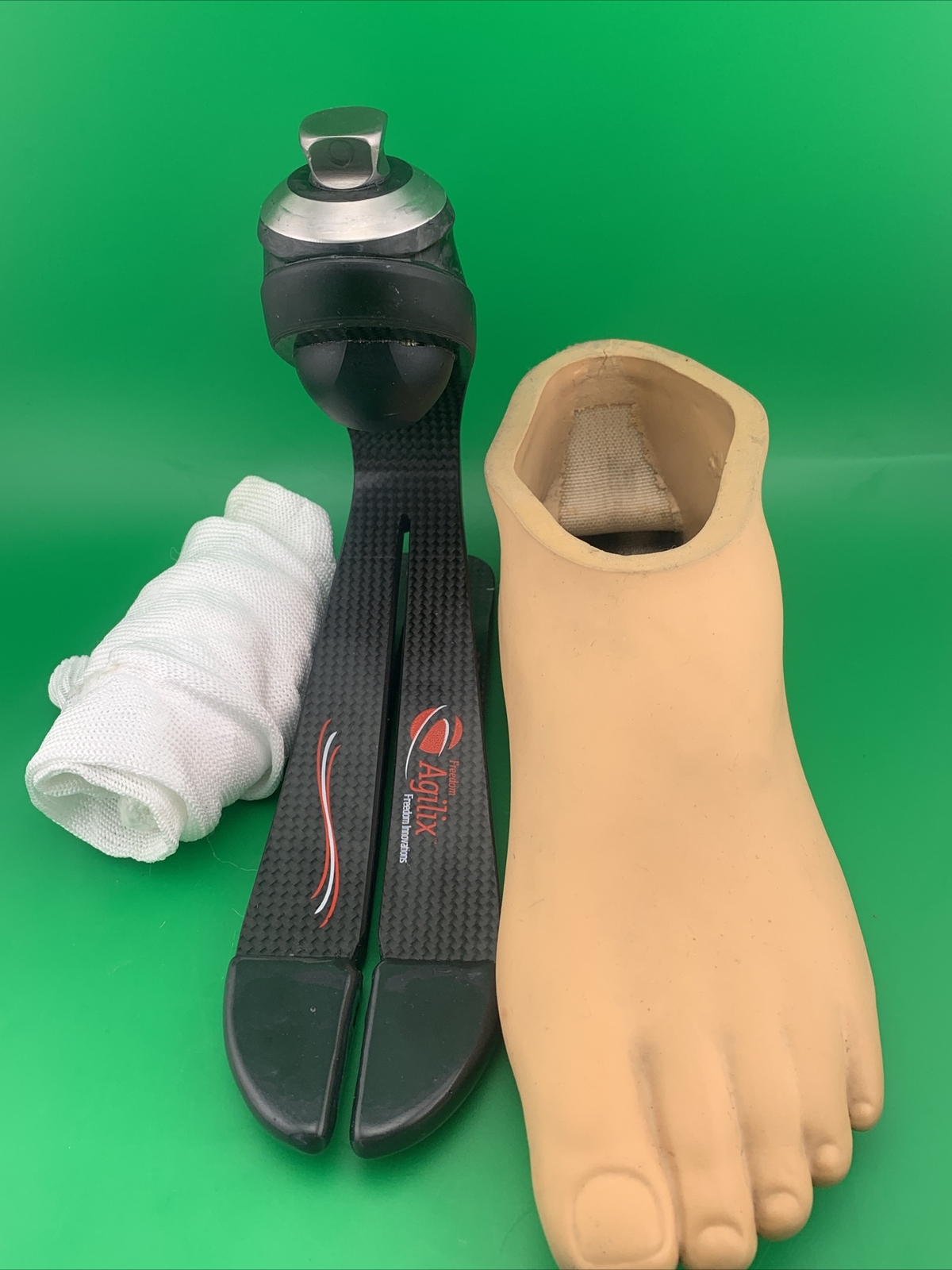 freedom agilix prosthetic foot. size 23. category 4. Prosthetic Foot.