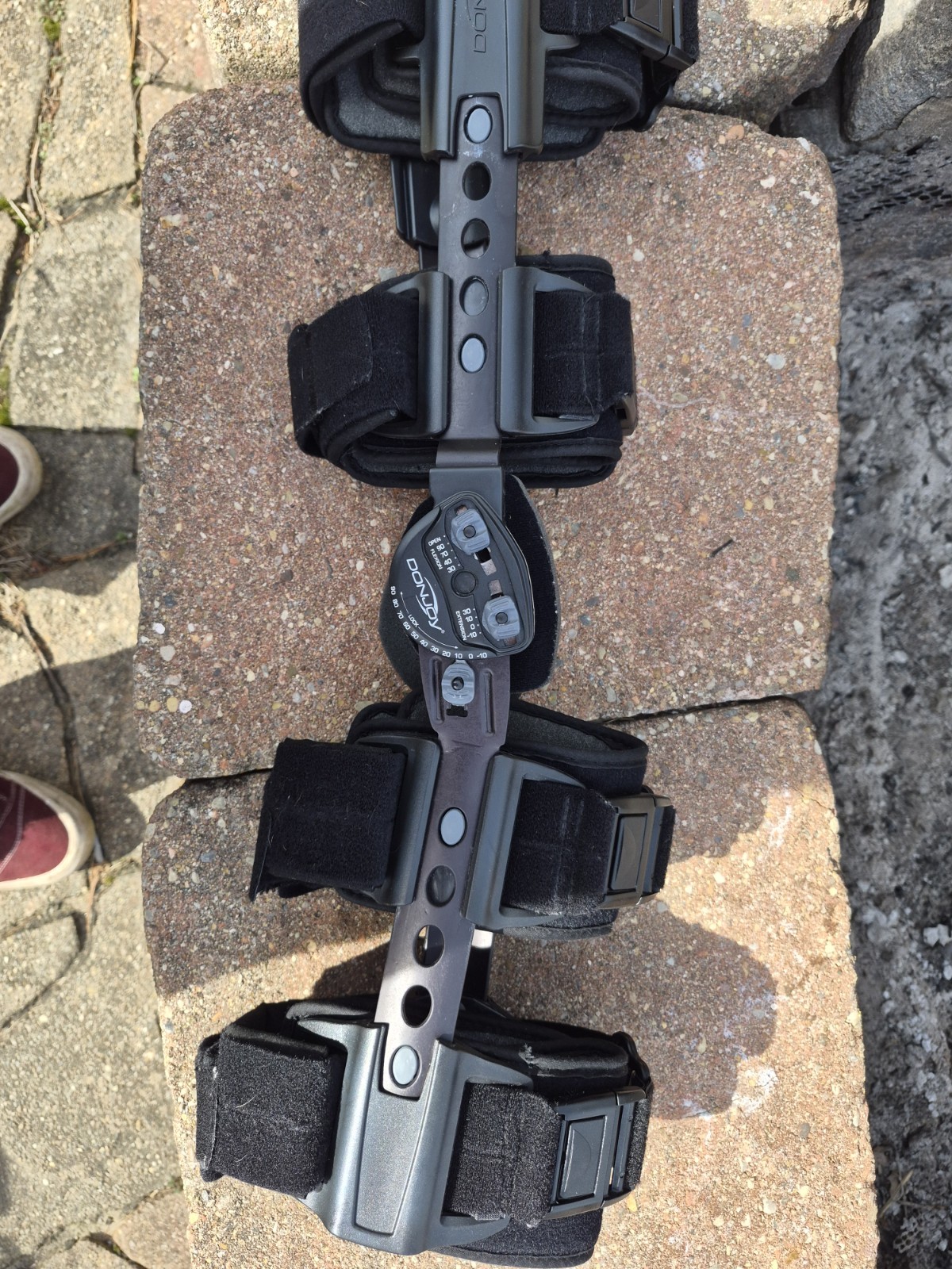 Adjustable Leg/ Knee Brace “Don Joy”