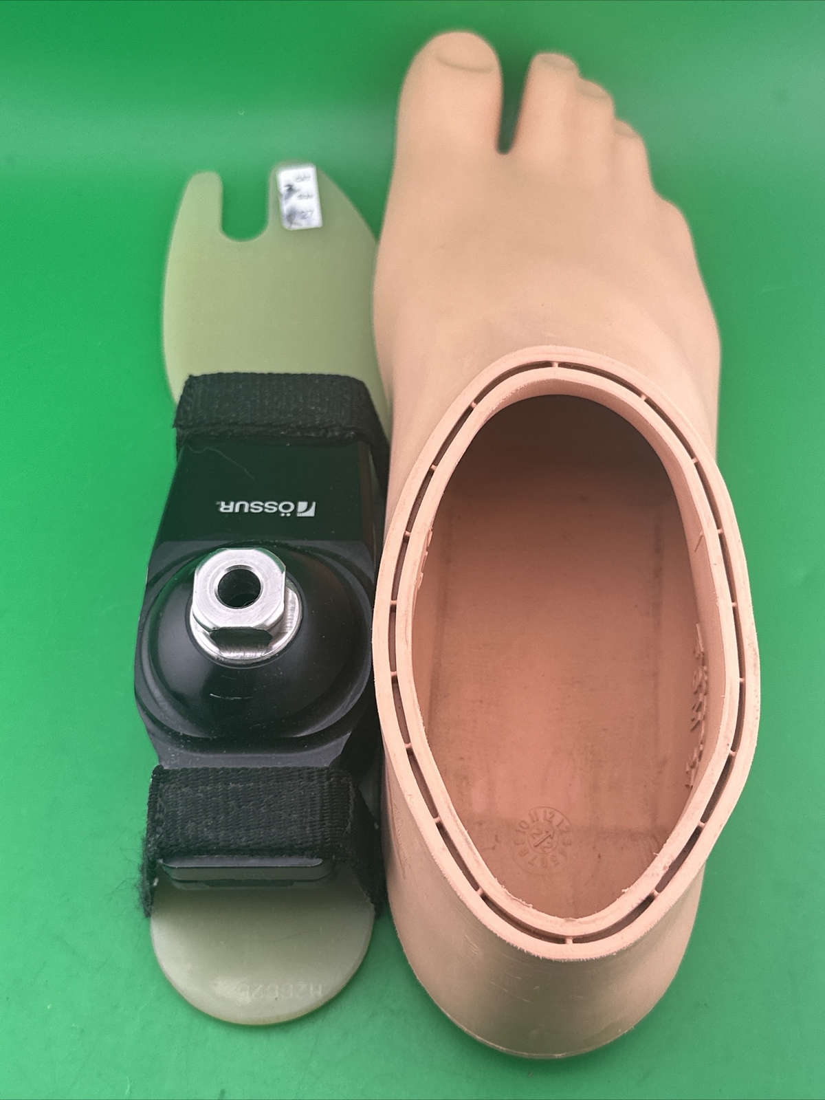 ossur right k2 sensation prosthetic foot. category 3. size 27.