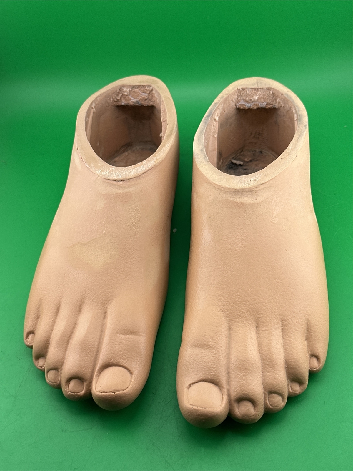 Pair Of Ohio WILLOWWOOD Willow Wood DuraWalk Prosthetic Feet. Size 27 Category 2
