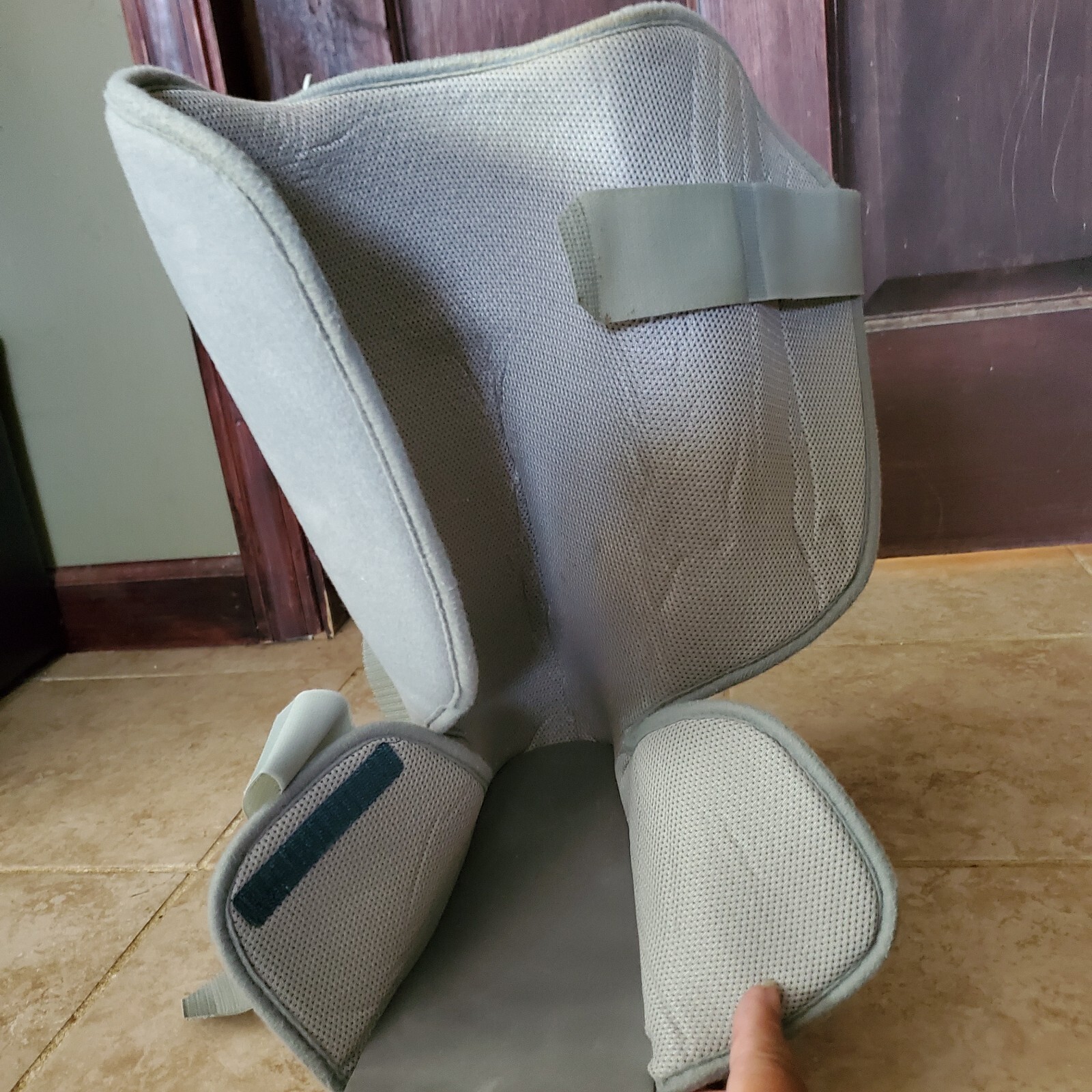 Aircast FP Walker Medium 01F-M Inflatable Deflatable Medical Walking Boot 