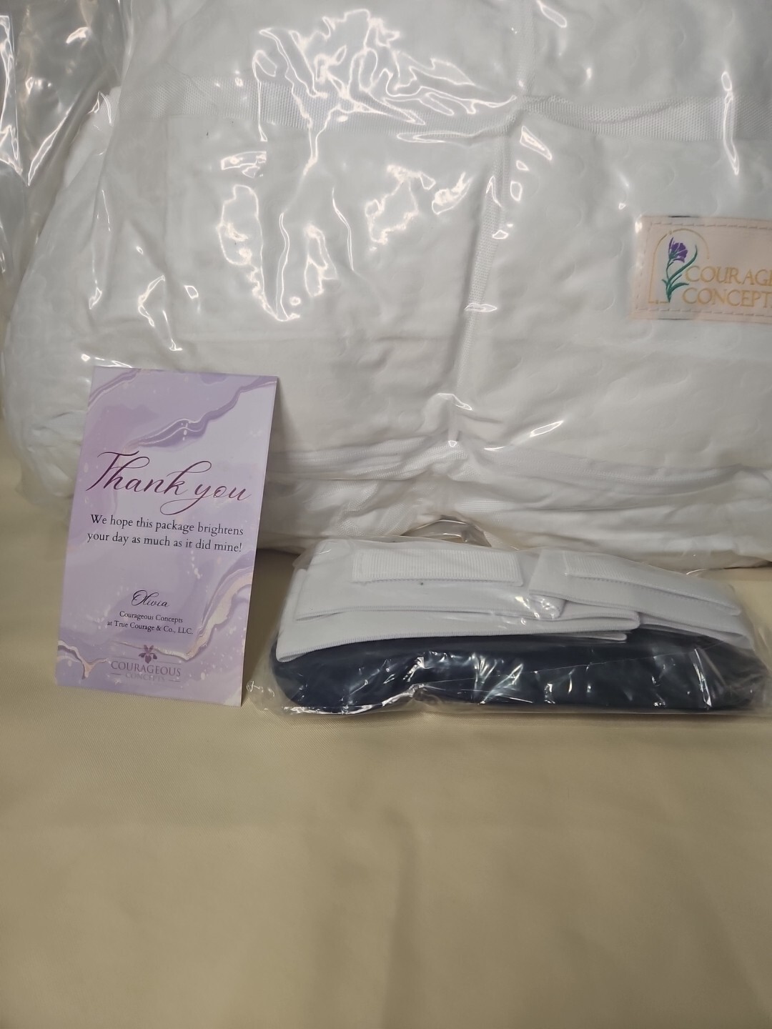 Post Mastectomy Pillow Post Surgery Pillow, With Ice Pack New In Sealed Package