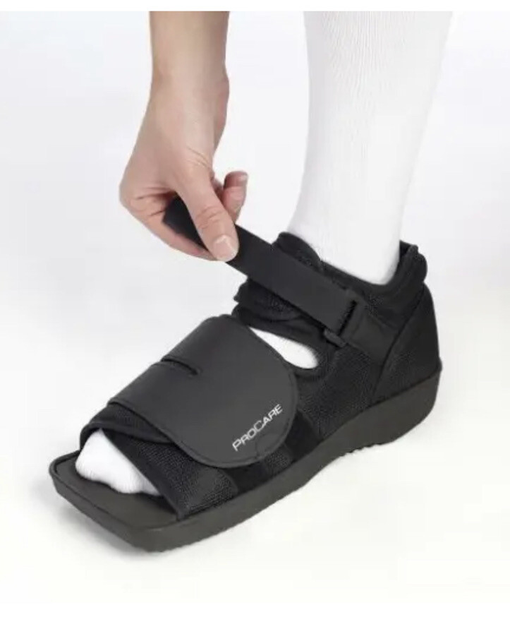 Procare Squared Toe Post Op Shoe Small – Mens 5.5-7, Womens 6.5-8