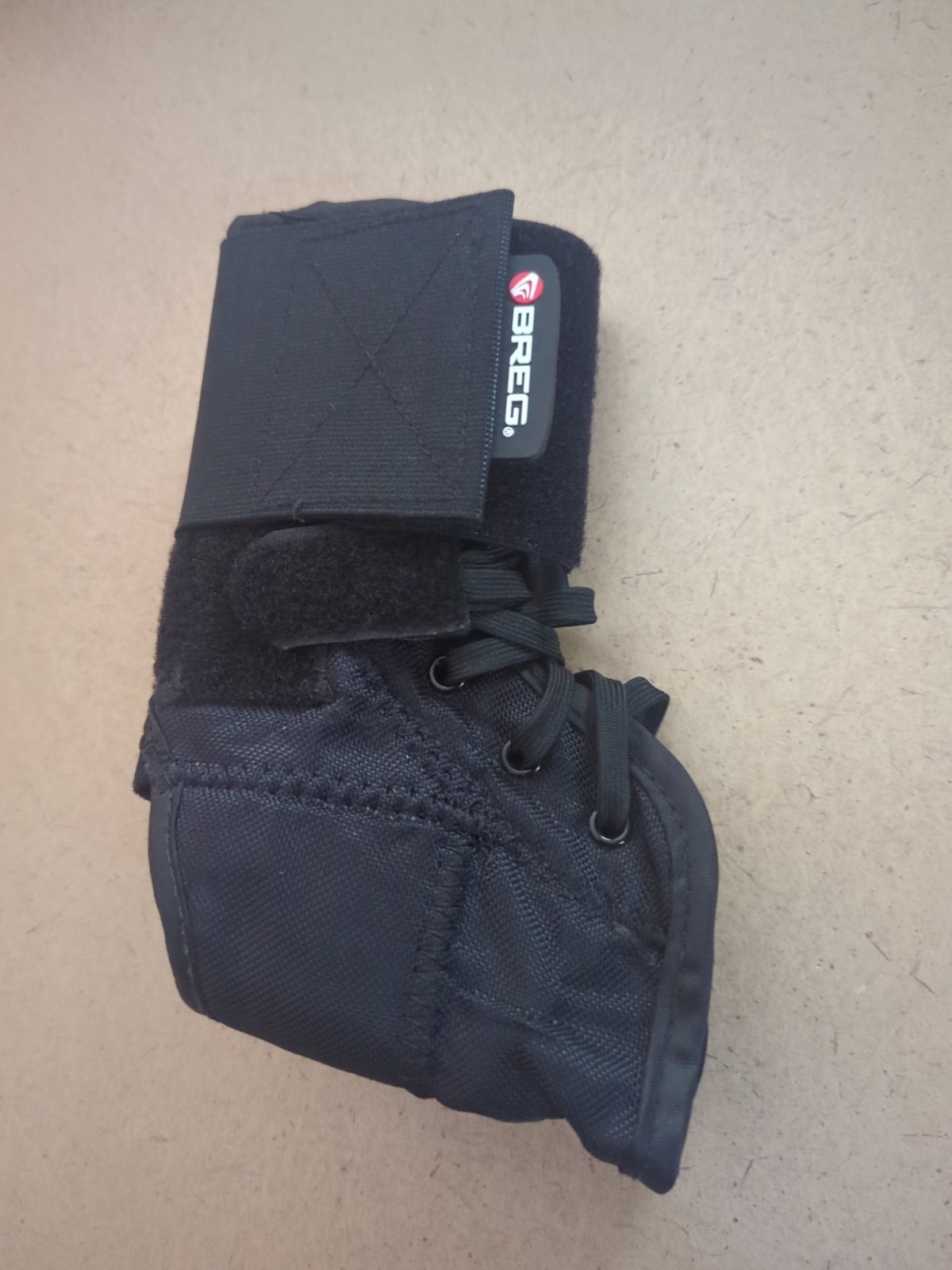 Breg Lace-Up Ankle Brace XS – No Box