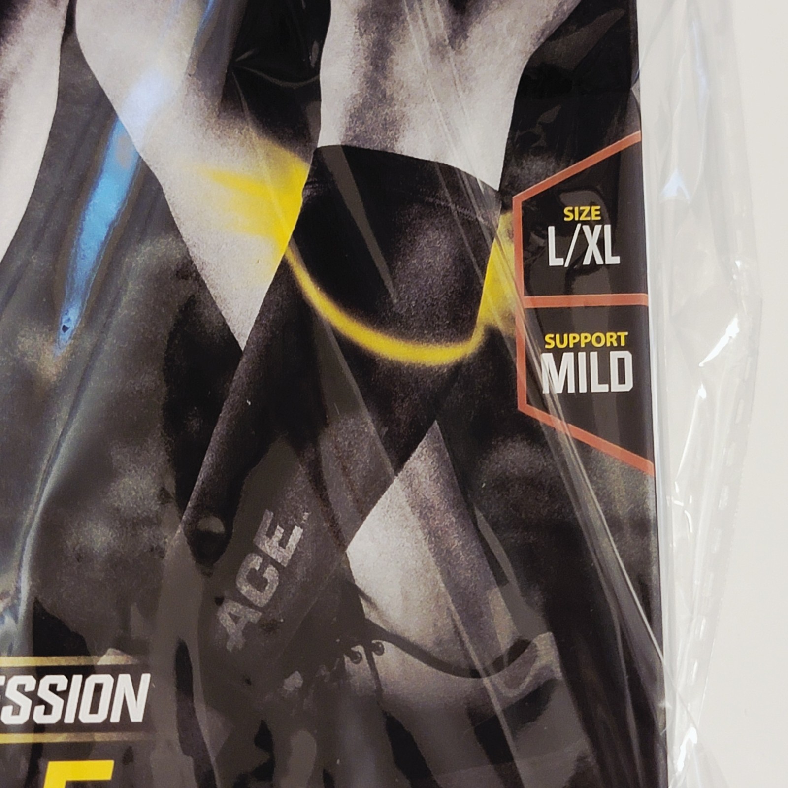 Ace Calf Compression Sleeve L/XLFor Football, Basketball, Volleyball All Sports
