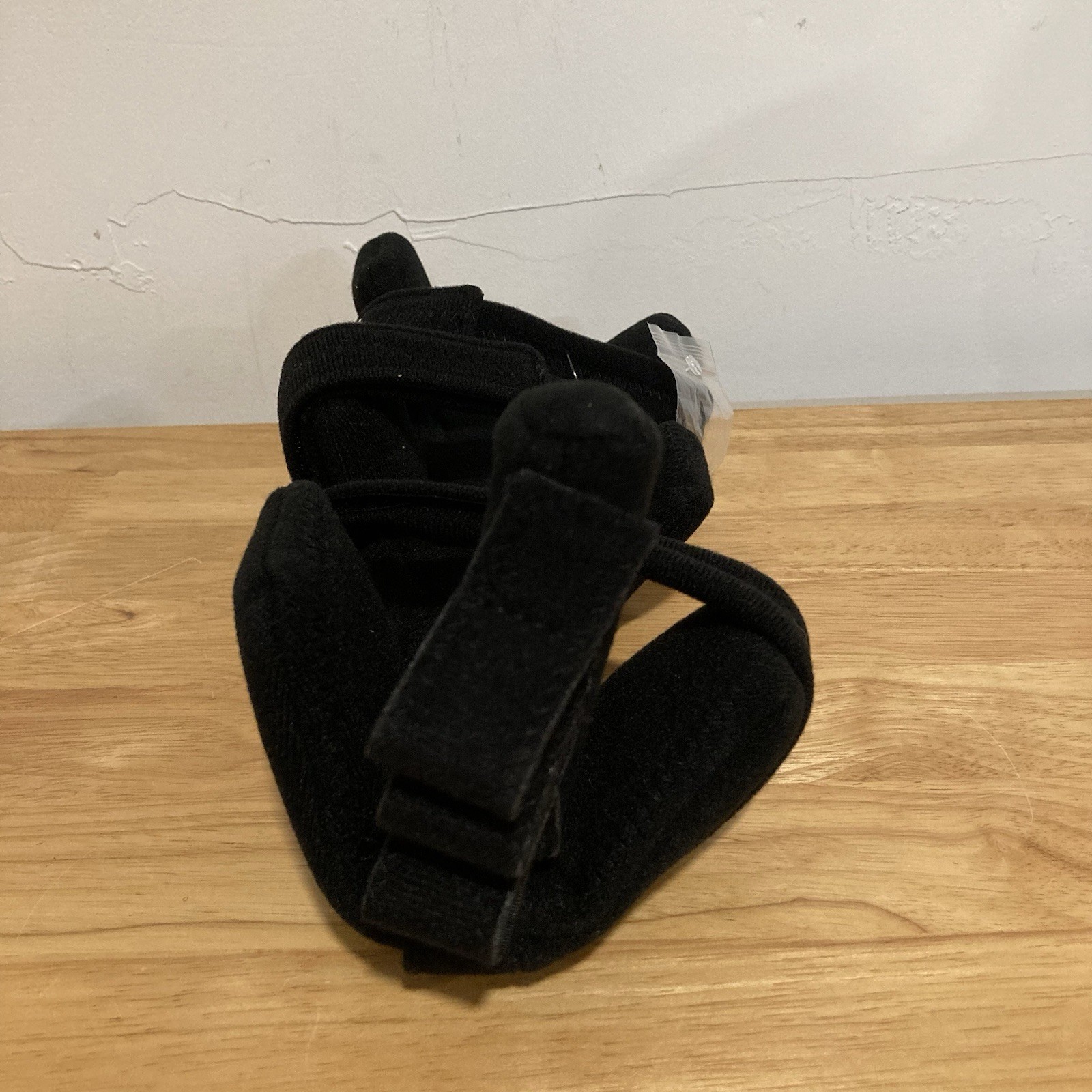 Advanced Ortho COMFY SPLINT Adjustable Universal Wrist Splint 4100-E Orthothosis