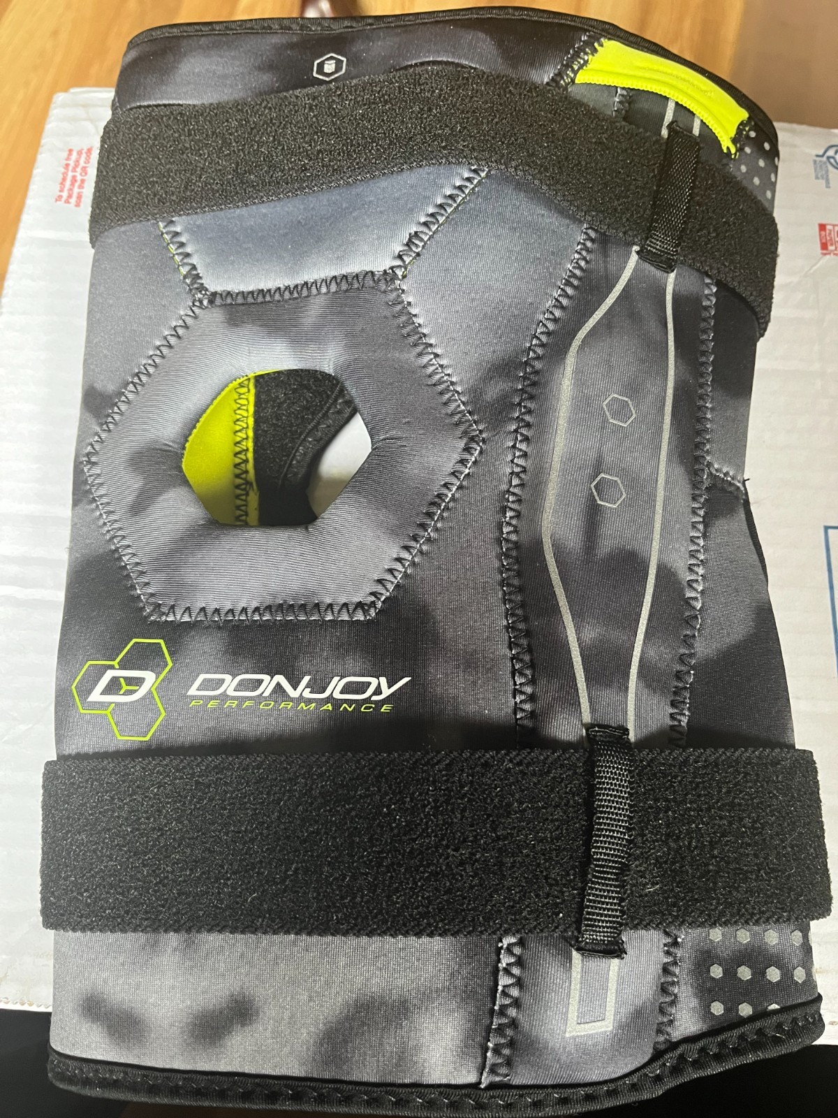 DonJoy Performance Bionic Fullstop Knee Brace – Size Medium NEW IN BOX(2a)