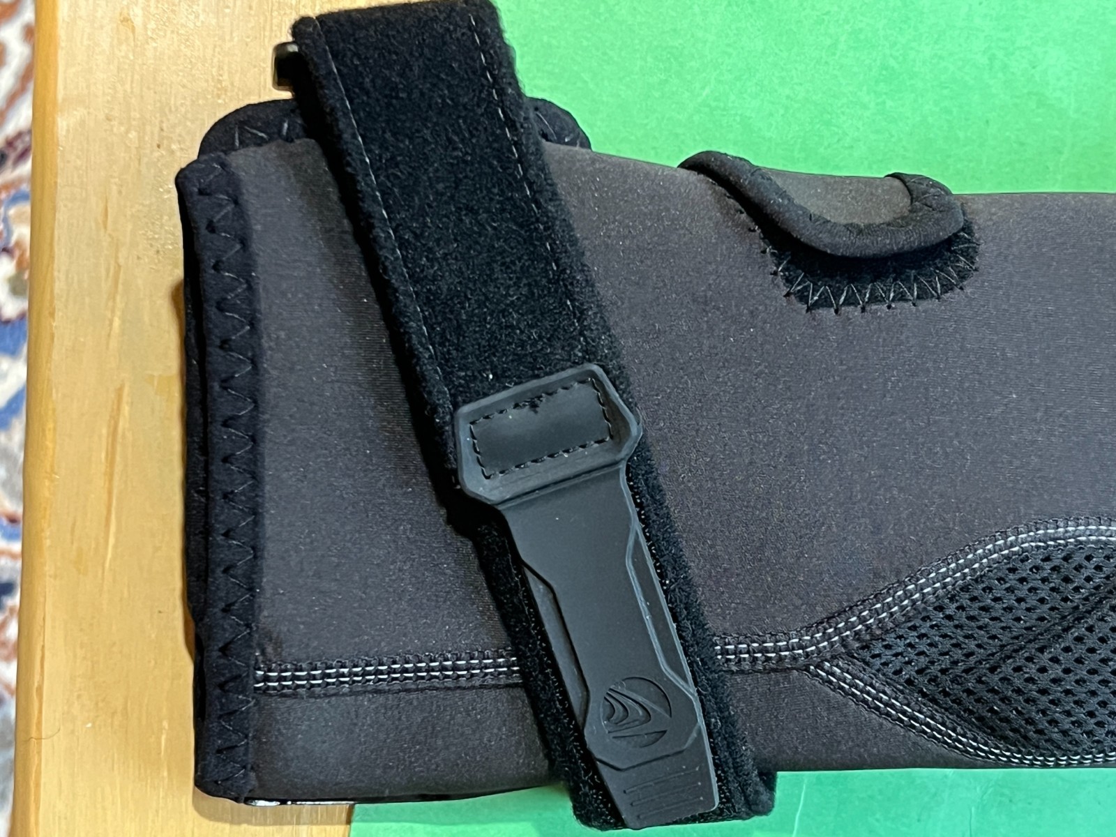Breg OA Impulse Push Medial Osteoarthritis Knee Brace Small Right Knee rk519203