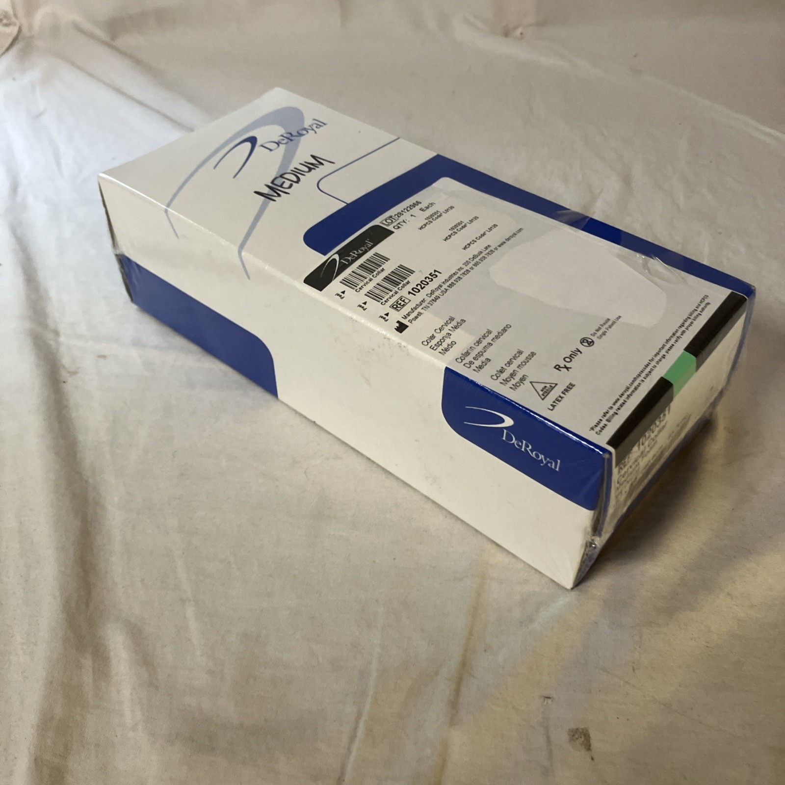DeRoyal Cervical Collar Medium Foam Size Medium 1020351 NIB Free Shipping!