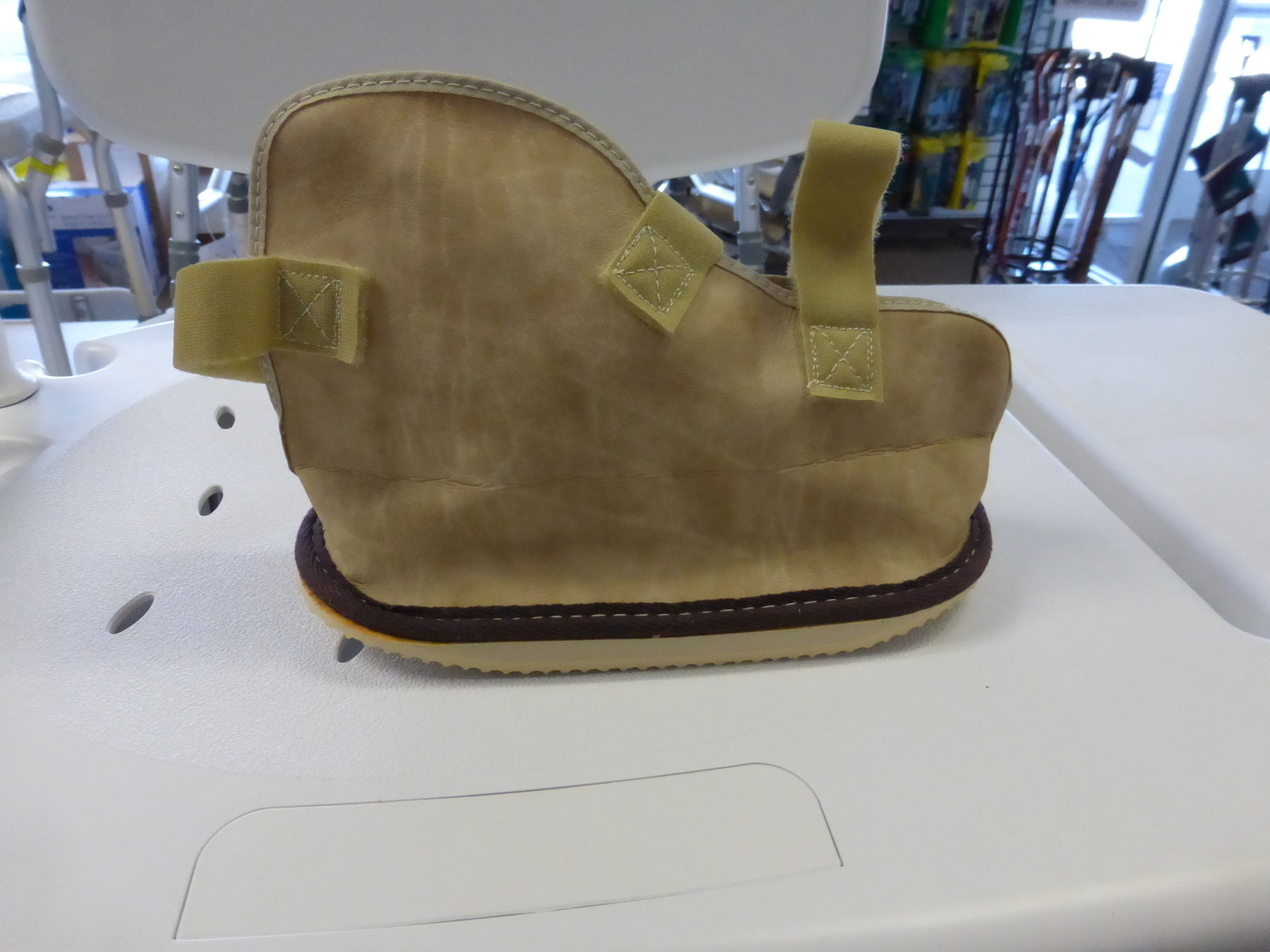 CAMP #30010 EXSML VINYL CAST BOOT WITH CLOSED TOE SIZE SMALL BEIGE