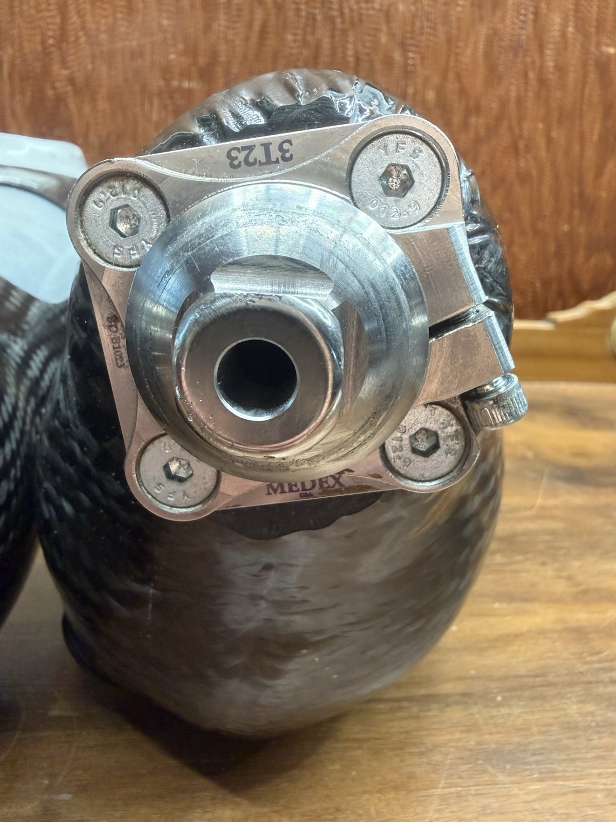 Pair Carbon Fiber BK Prosthetic Sockets MEDEX Bulldog Adapters Titanium