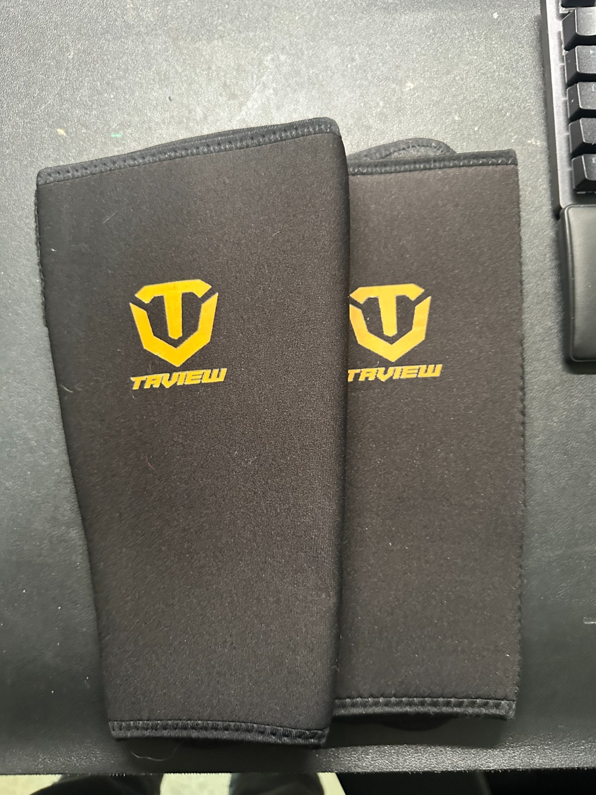 2 pairs Deadlift Shin Guards 5mm Neoprene Calf Support Brace for Weightlifting