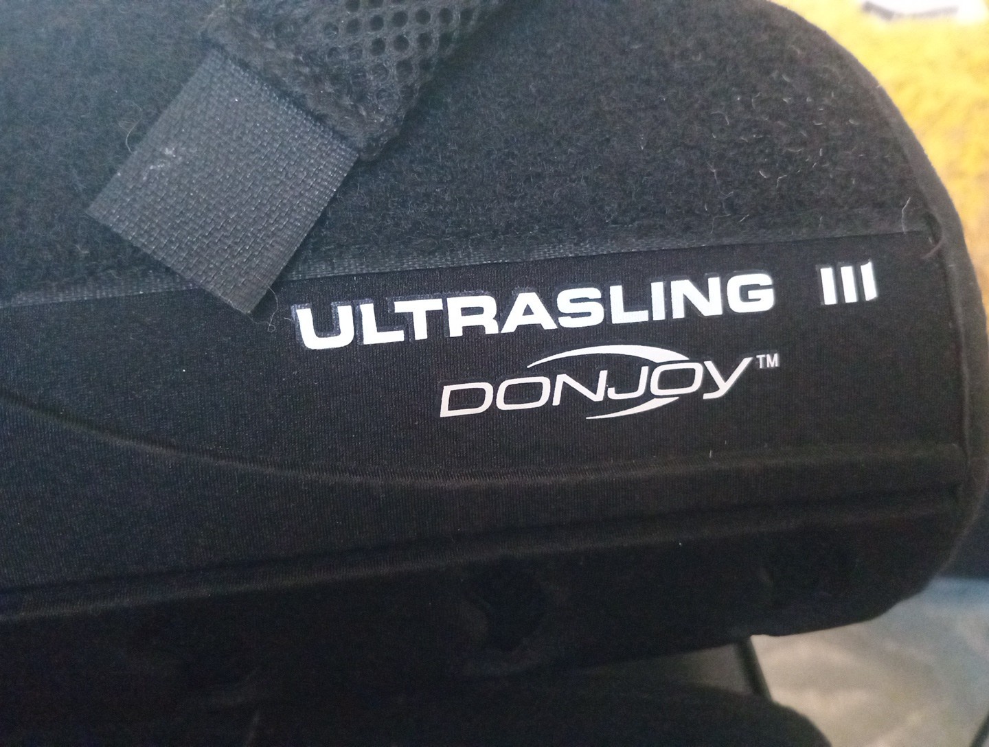 Donjoy Ultrasling III 3 Shoulder Immobilizer Support Sling Size Large Black
