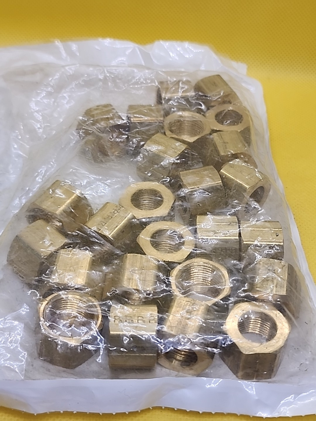 LOT OF 25 – PARKER 1/2 #-8 NUT COMPRESSION FIT [RC 11-1]