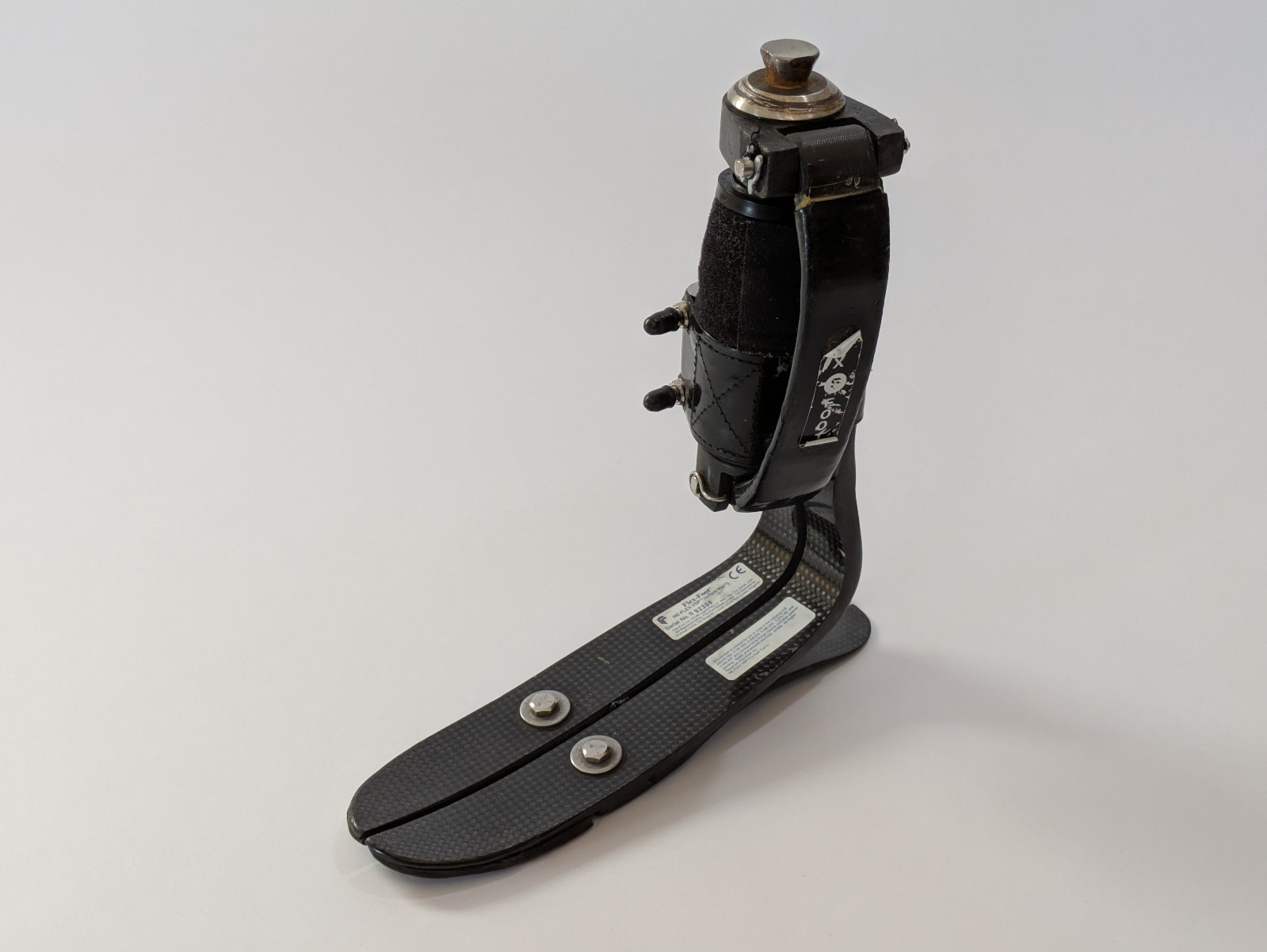 Ossur Flex-Foot Re-Flex VSP Prosthetic Foot, Size 25 with shock mount