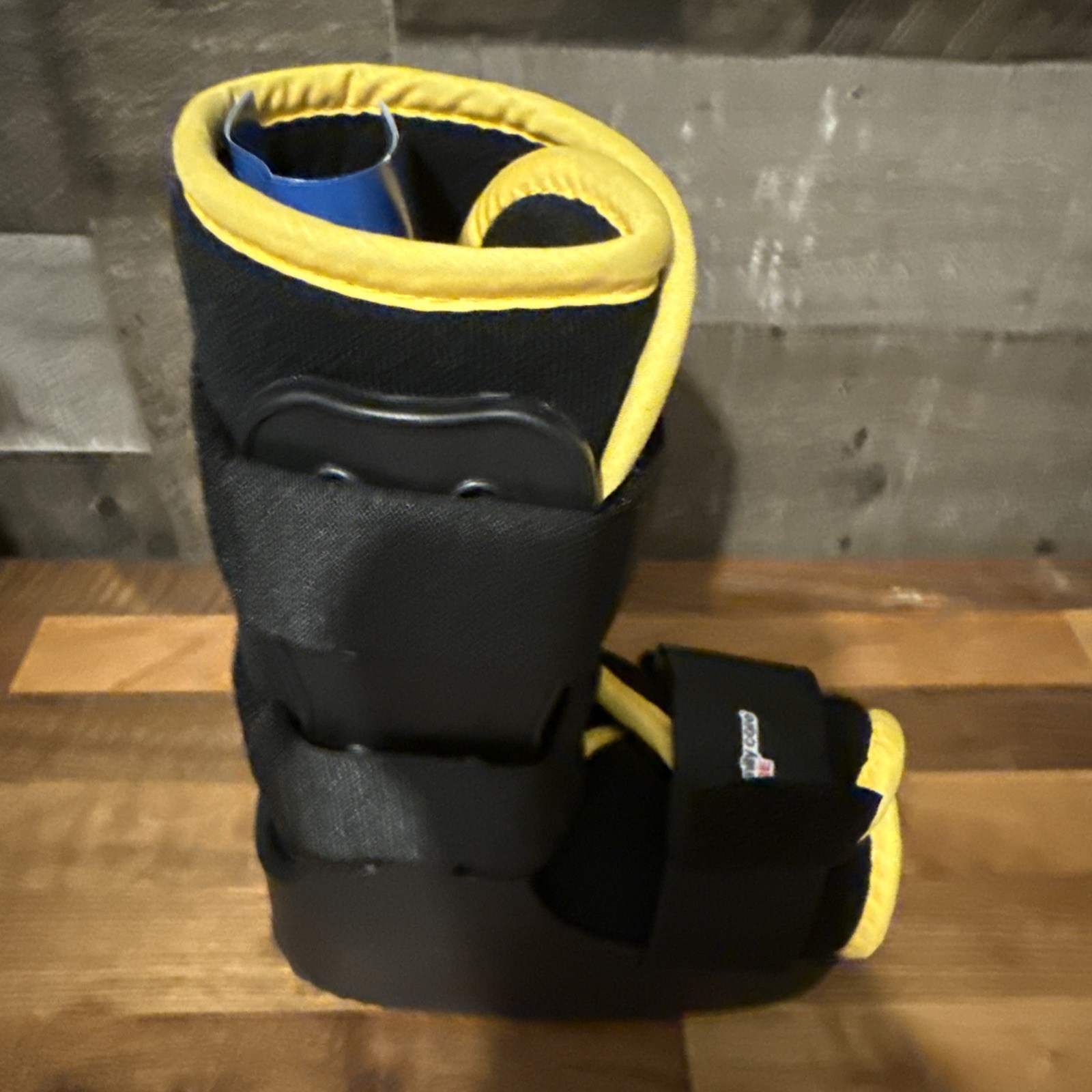 AFC Brace Direct Pediatric Walking Boot SZ SMALL