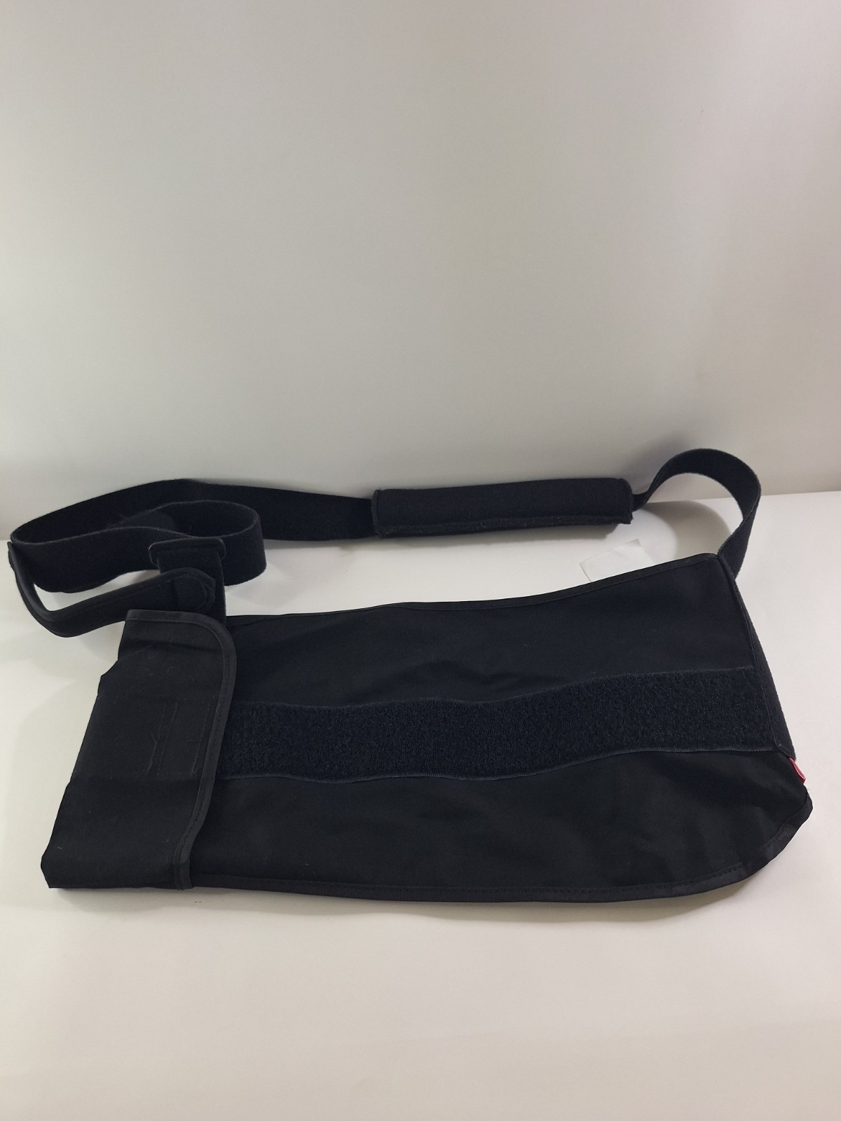 Medi Universal Arm Sling Shoulder Immobilizer w/ Air Pump & Cold Therapy Pad EUC