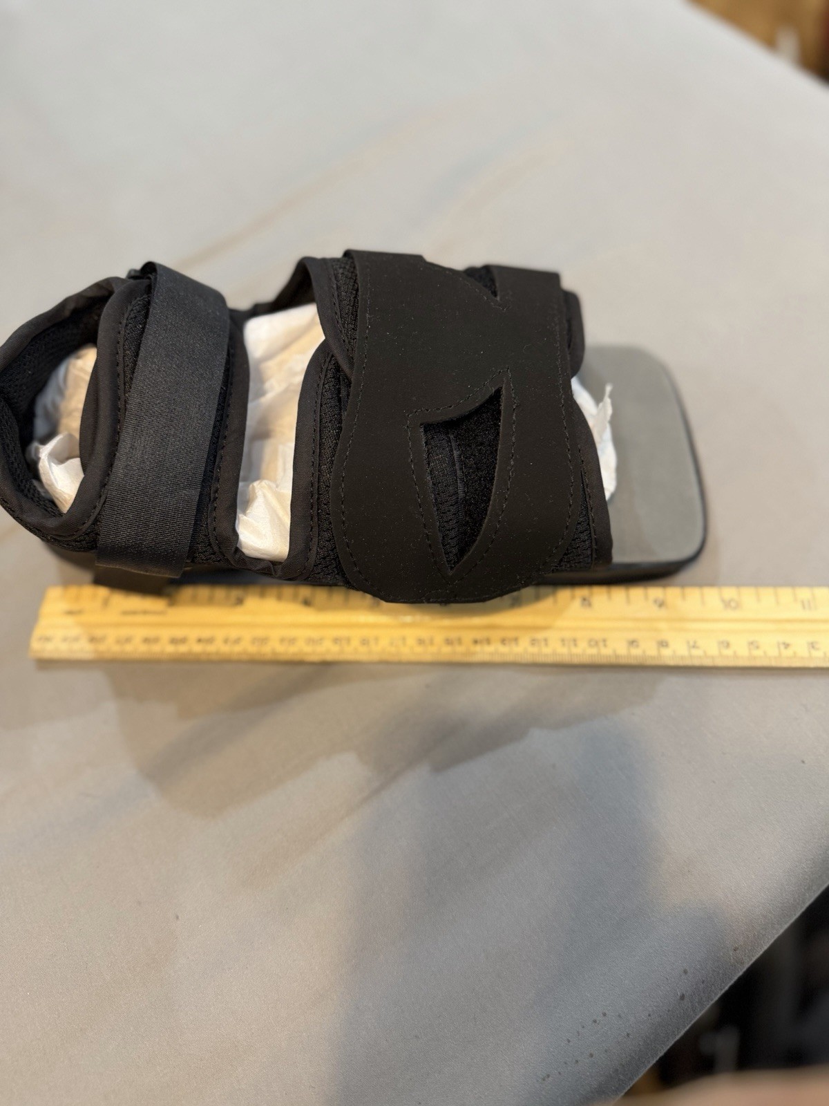 United Ortho Post-Op/Orthopedic Adjustable Recovery Shoe 10 Inches Long S