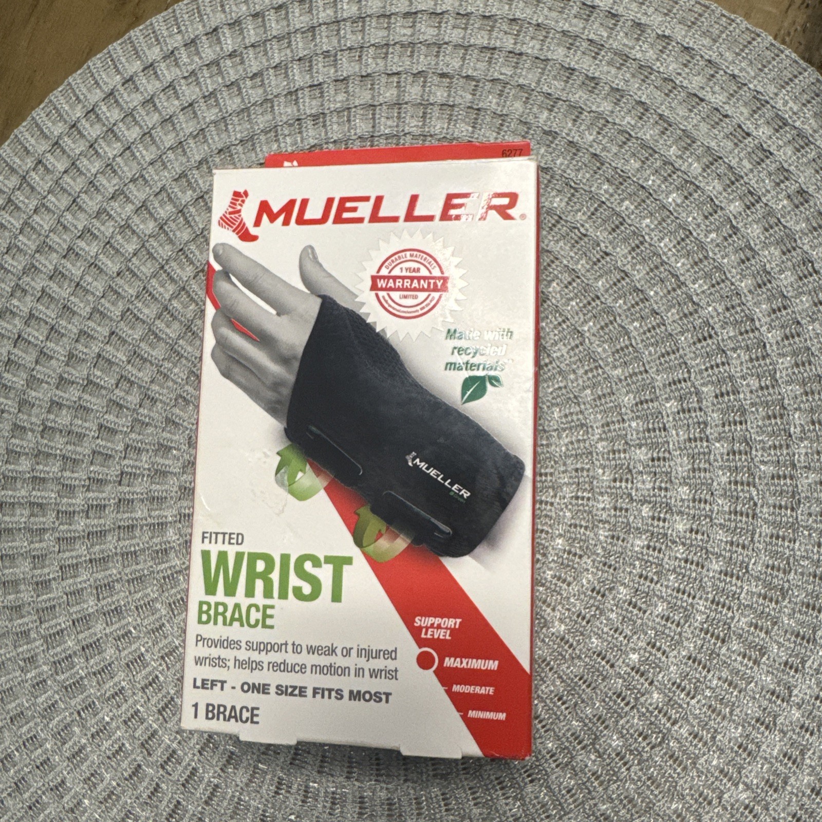 Mueller Sports Medicine Fitted Wrist Brace LEFT One Size Fits Most Max Support