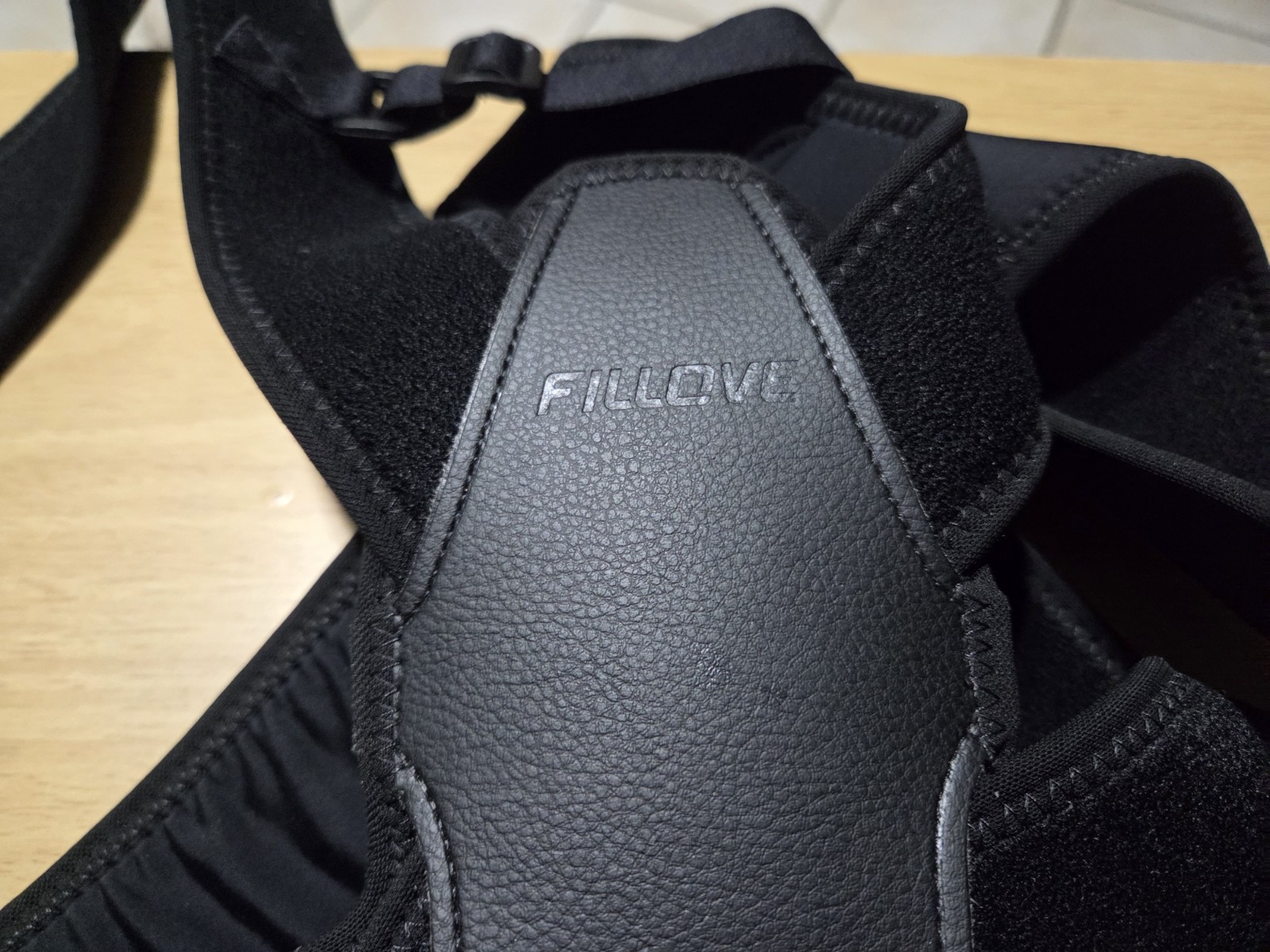 Fillove Unisex Black Magnetic Strong Traction Back Posture Corrector Size S/M