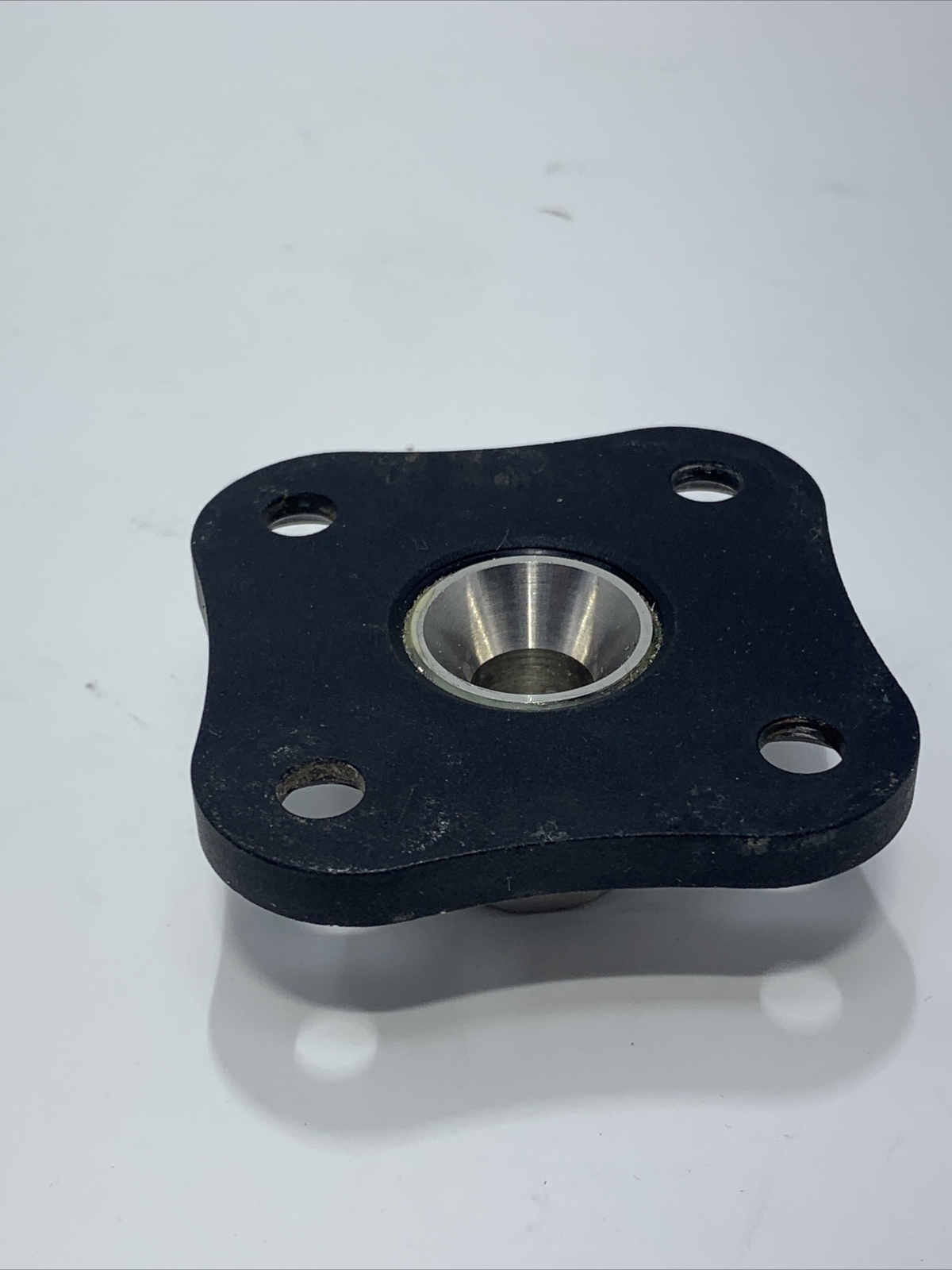 trulife AAA210 4 hole Pyramid Adapter. Black prosthetic Part Plate Component￼