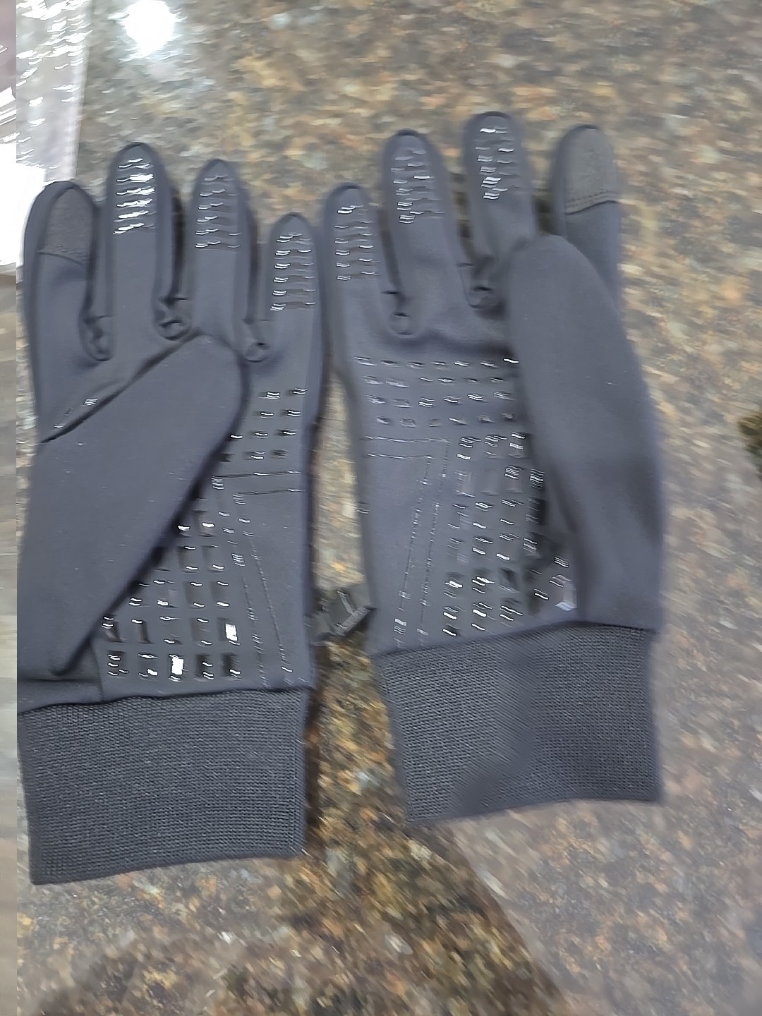 Tommie Copper 2-in-1 All Weather Compression Glove Combo – Black/Large