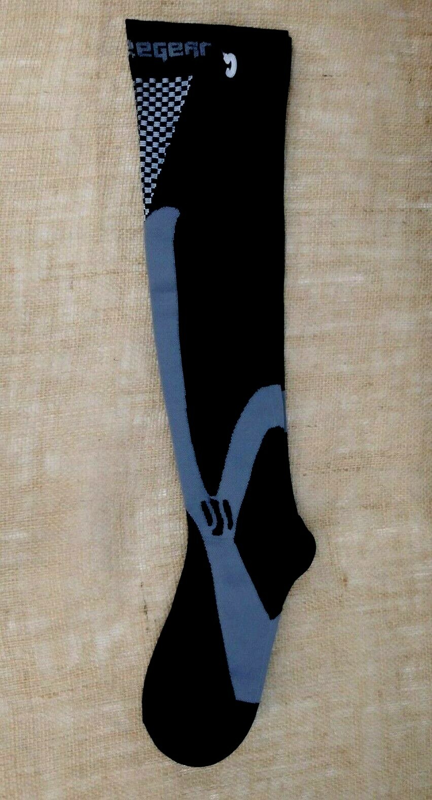 SQUEEZEGEAR COMPRESSION SOCKS SIZE L/XL Black Blood Better Circulation NEW