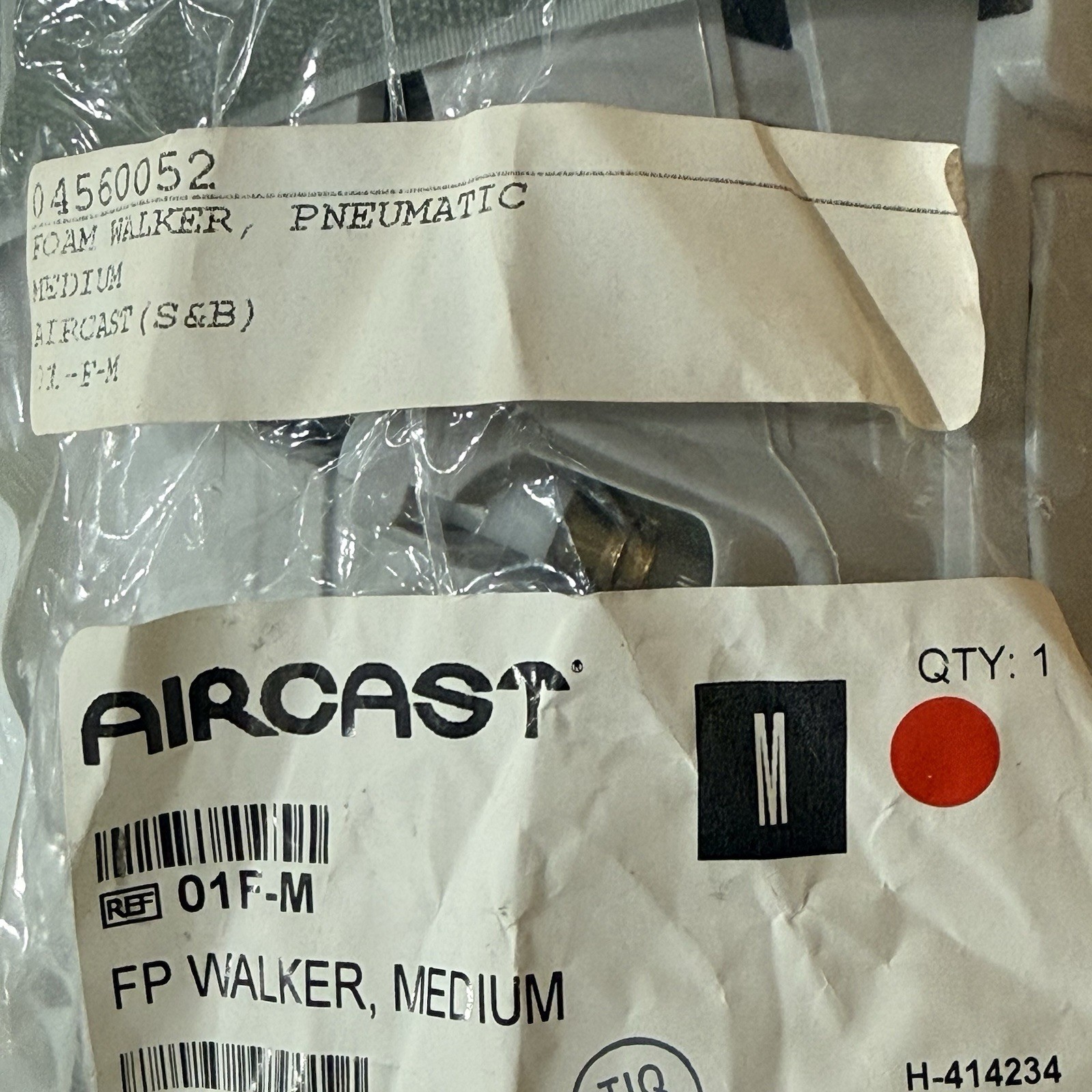 Aircast FP Walker Medium 01F-M Inflatable Deflatable Medical Walking Boot w/Pump