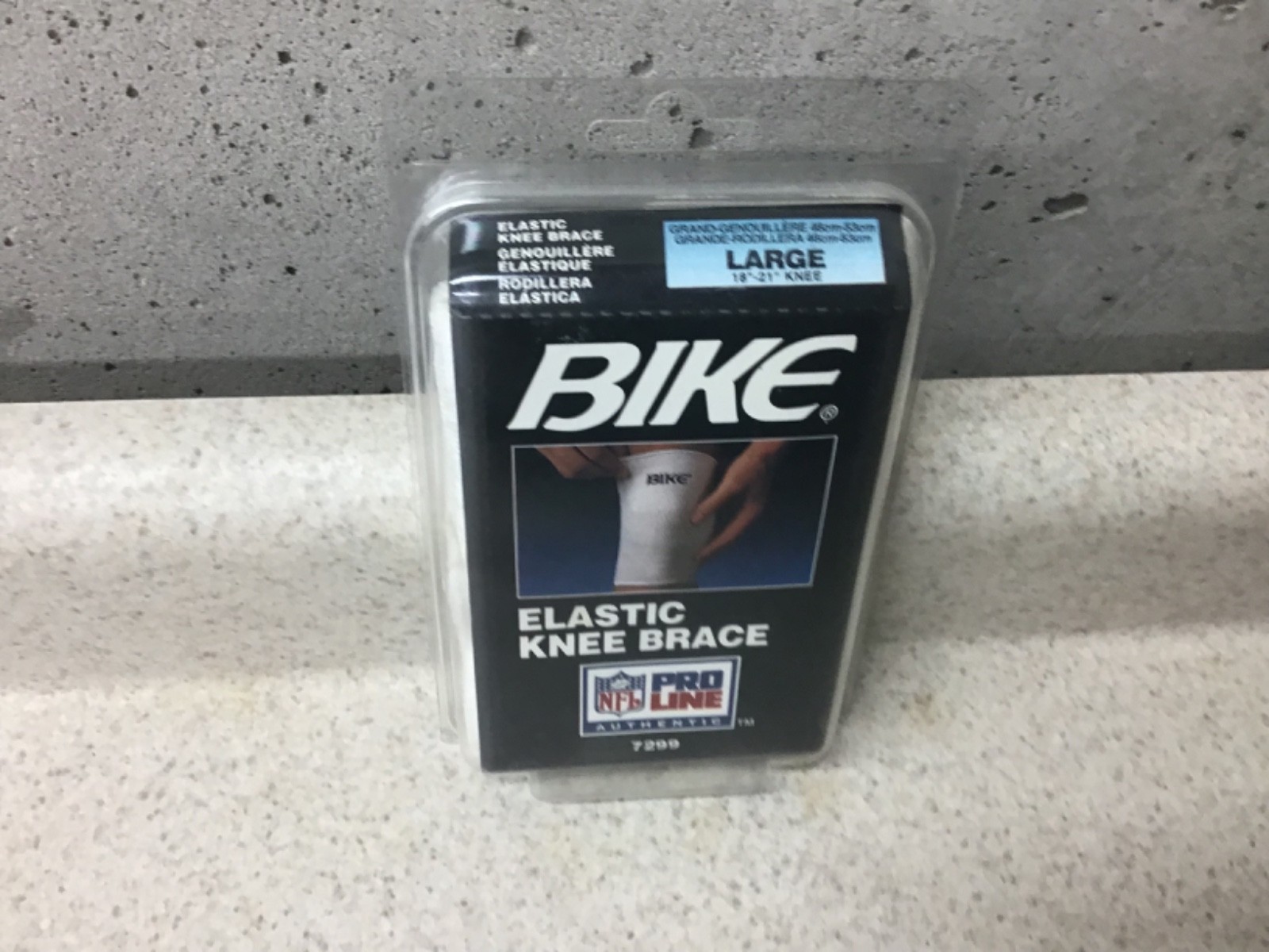 Vintage New Old Stock BIKE Elastic Knee Brace Support NFL Authentic Pro Line