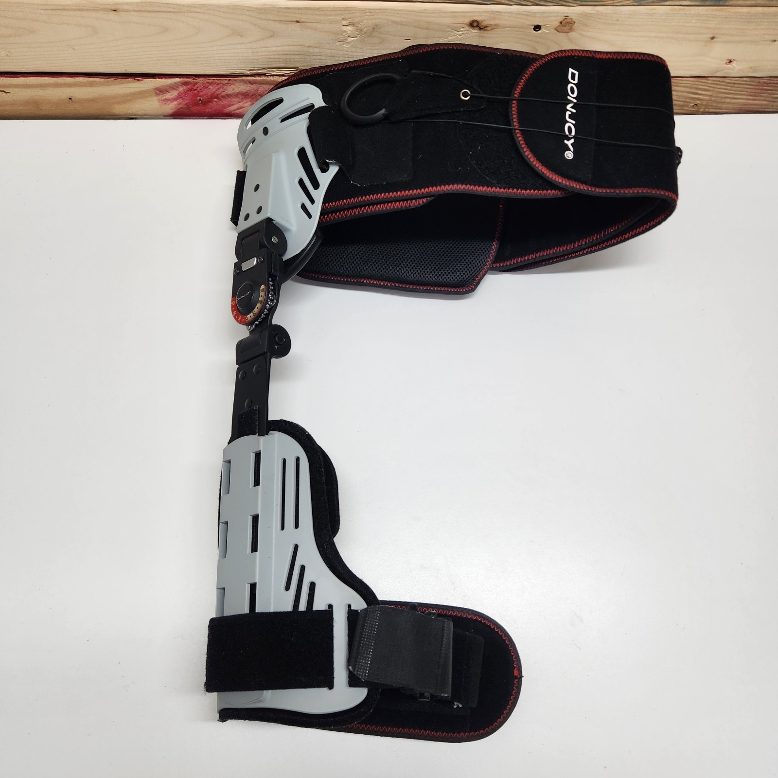 DONJOY VersaROM Hip Brace Left/Right Adult Adjustable Post Op Support Used