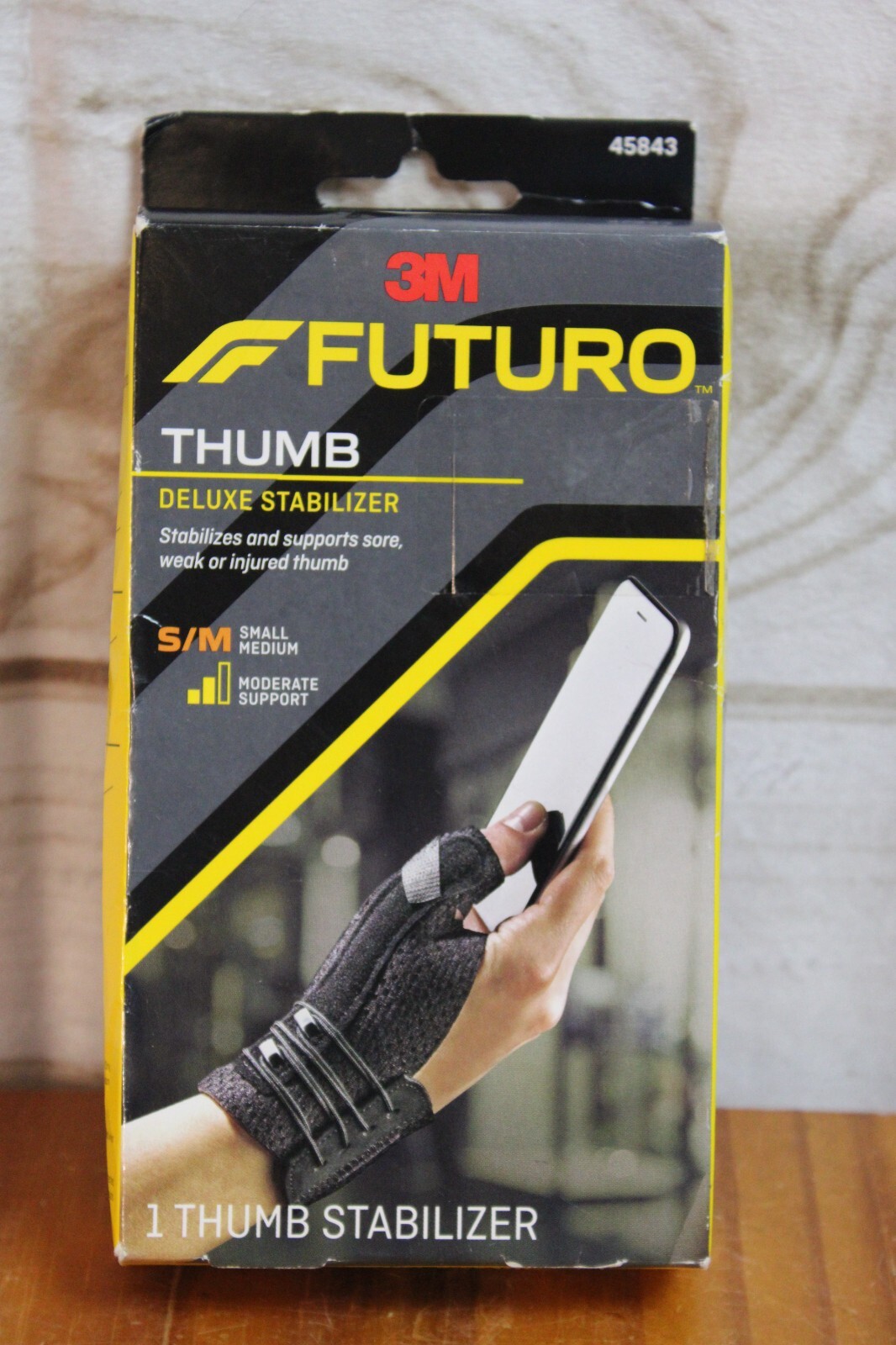 NEW/Open Box ~ Futuro Thumb Deluxe Stabilizer – Size Small/Medium ~ Black