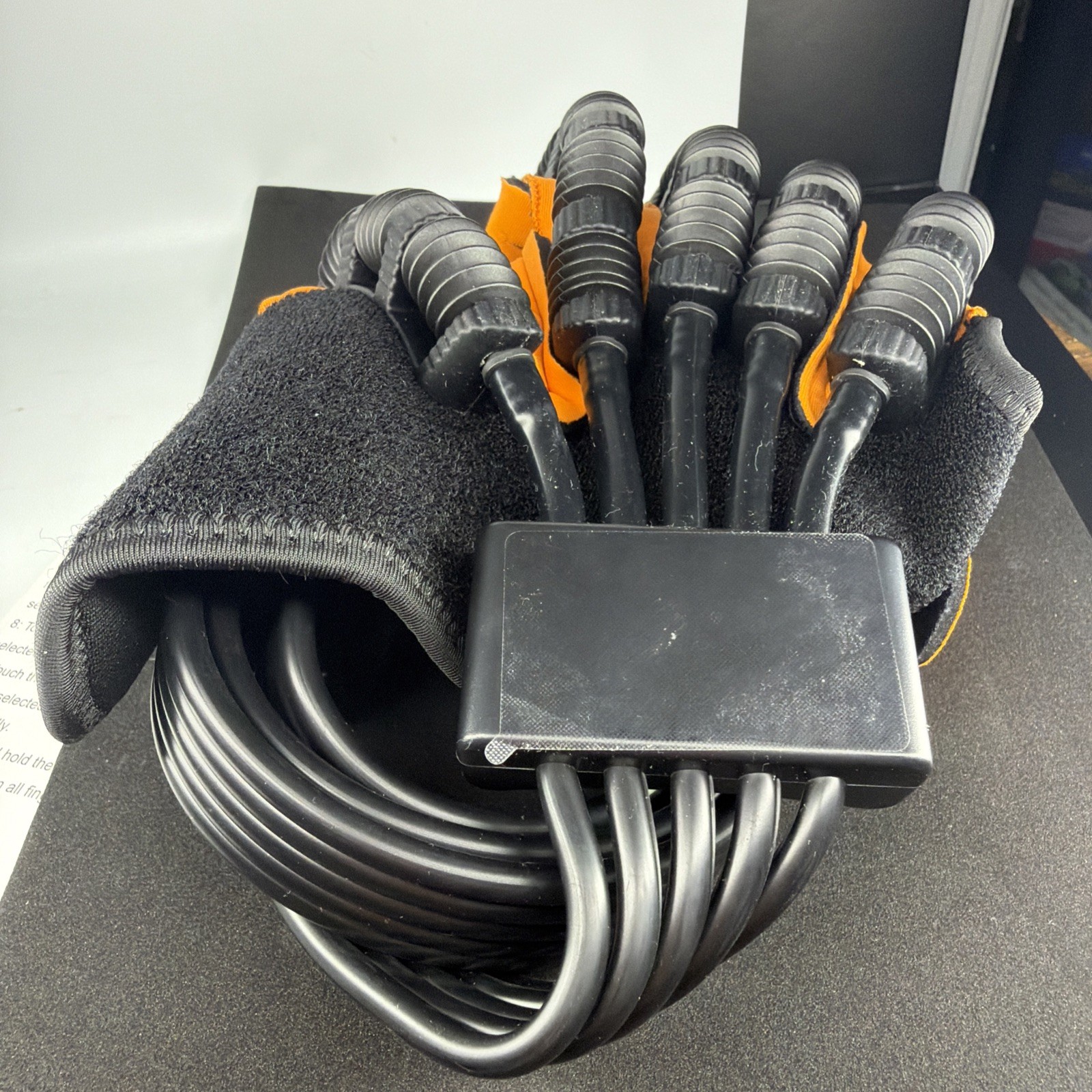 MZU New Version of Rehabilitation Robot Gloves Hand Dysfunction Right M MSRP$187