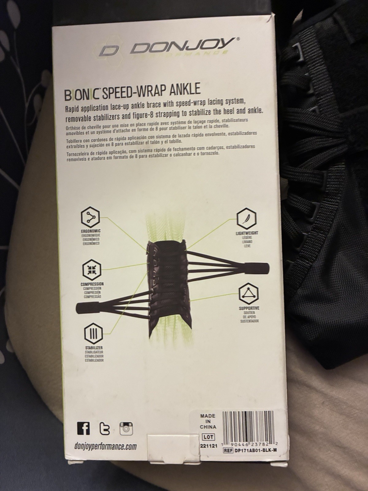 Donjoy Performance Bionic Speed Wrap Ankle, MEDIUM Open Box.