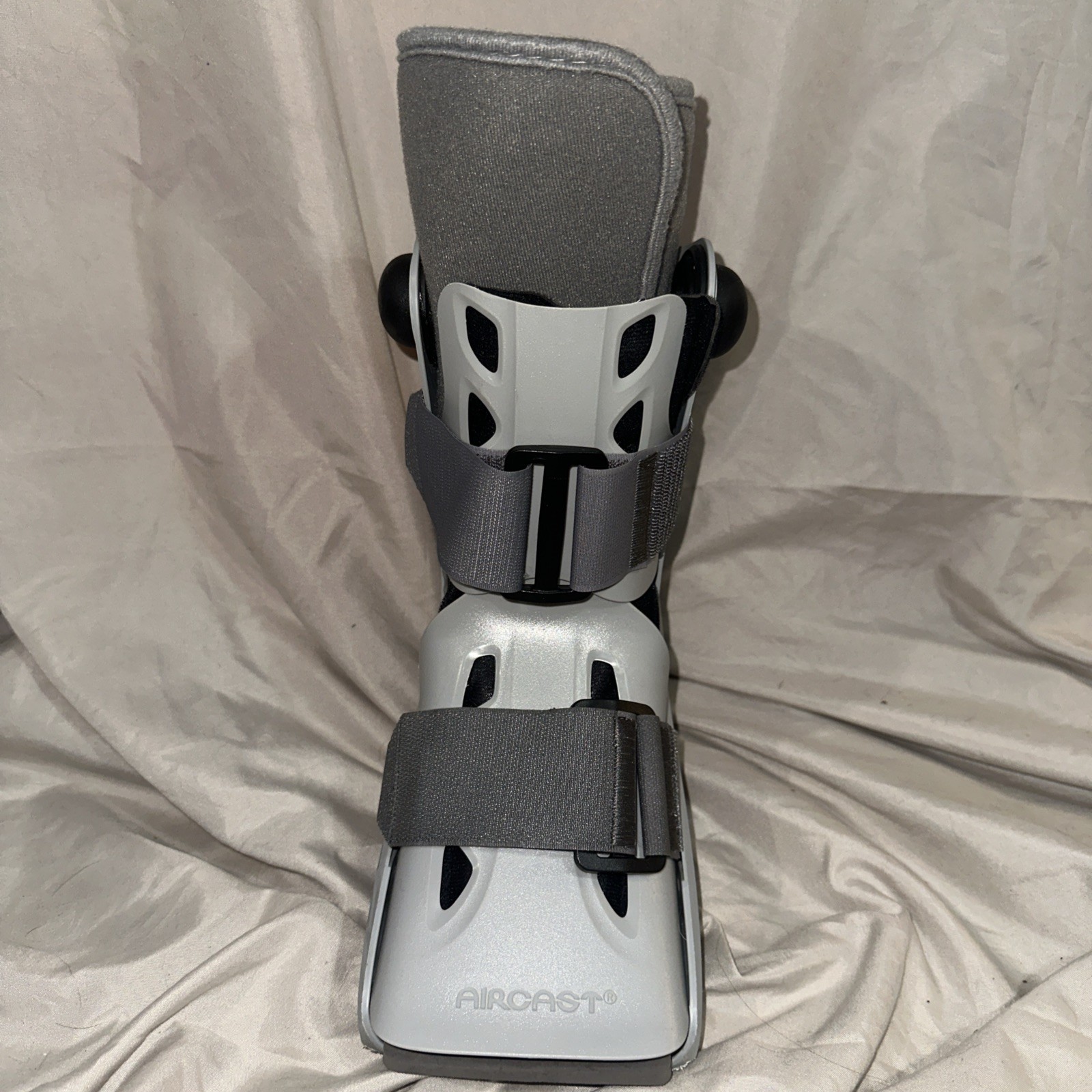Aircast Walking Boot DJO LLC Size Small