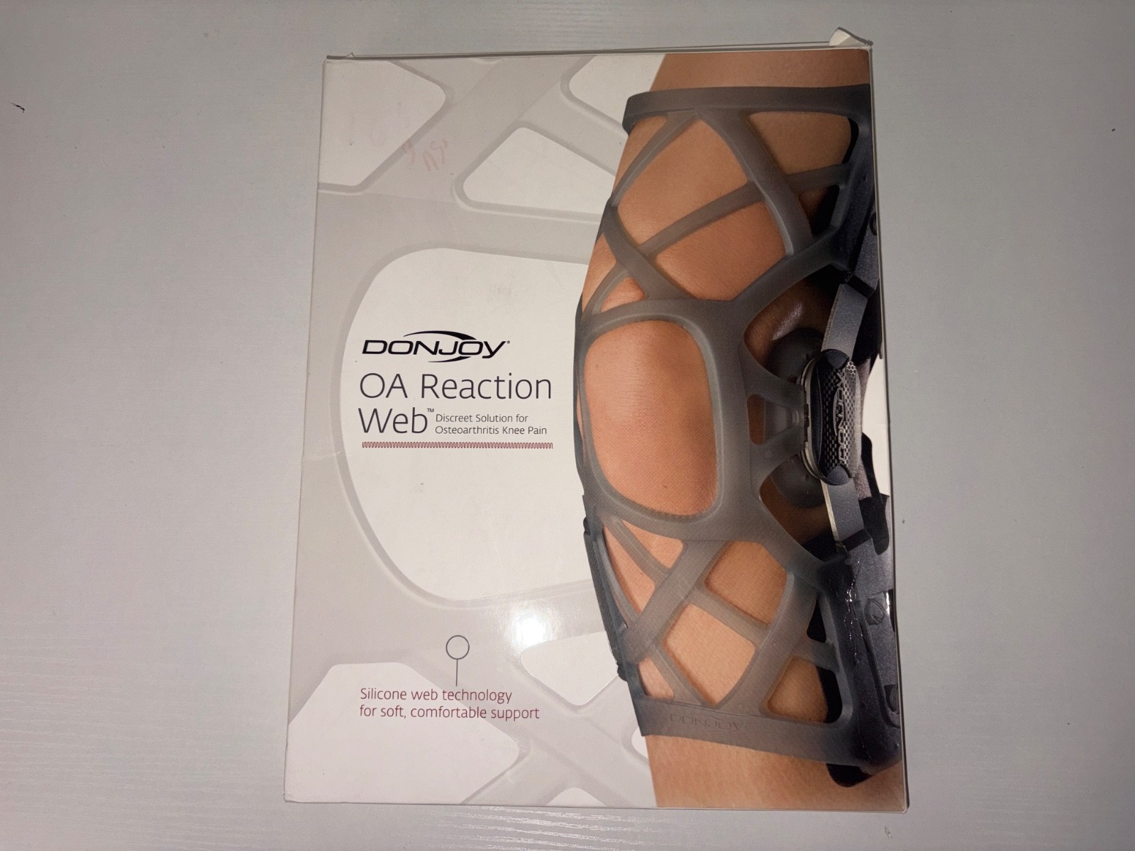 New DonJoy OA Reaction Web Knee Brace Medium M Left/Right 11-7427-3