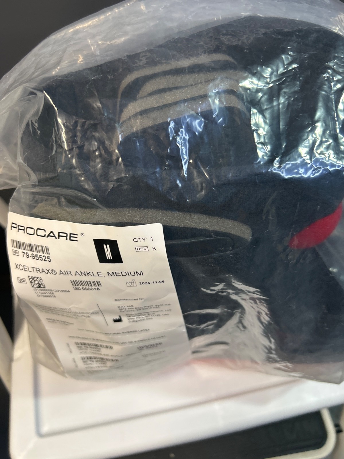 ProCare XcelTrax Air Ankle Walker Brace/Walking Universal Boot Medium 79-95525