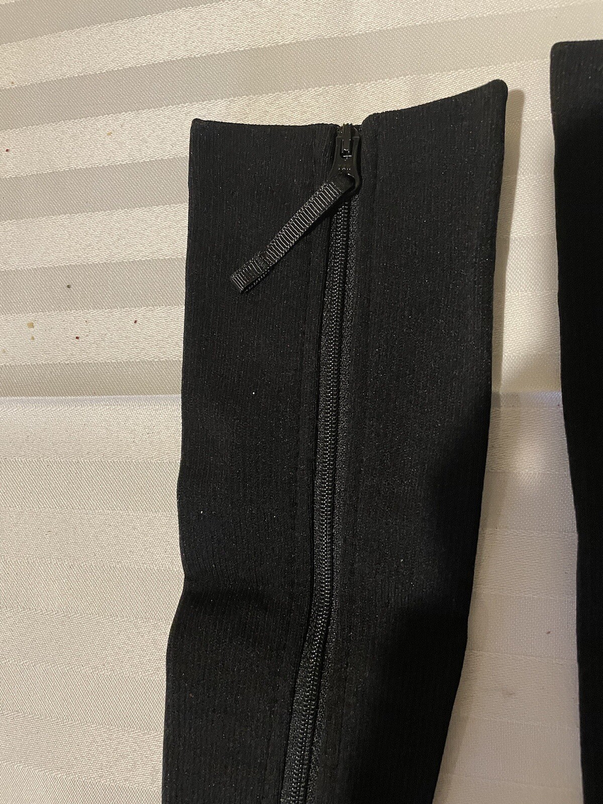 1 Pair Zippered Compression Socks Support Stockings Leg Calf Men’s Women’s Sock