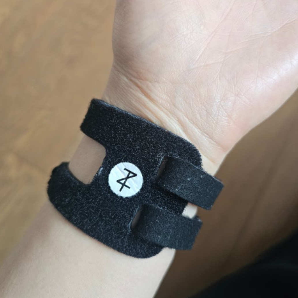 TFCC Wrist Support Band 2pcs Pair Brace Straps Gym Sport Relief